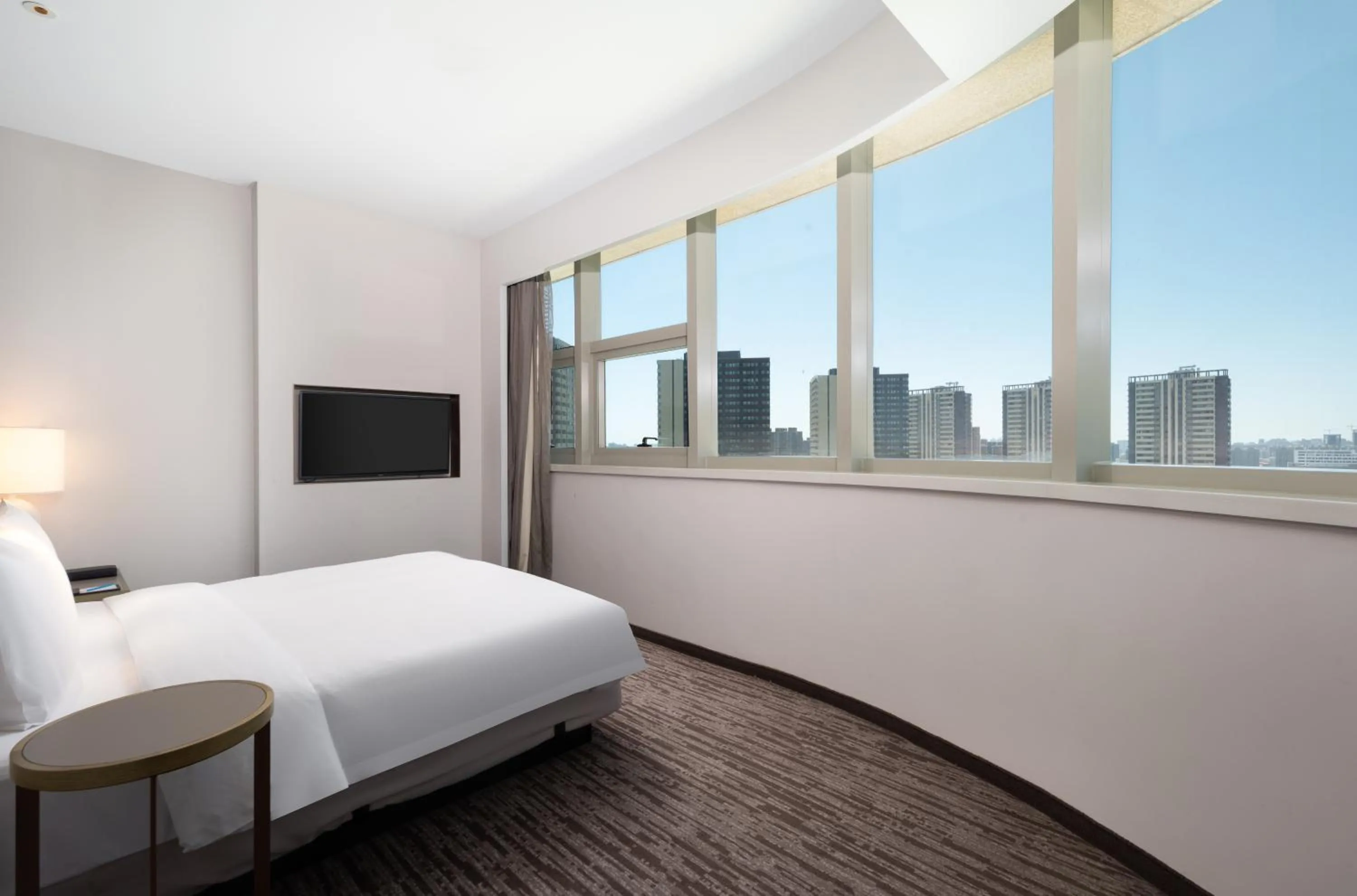 Photo of the whole room, Bed in Hyatt House Yinchuan Yuecaicheng