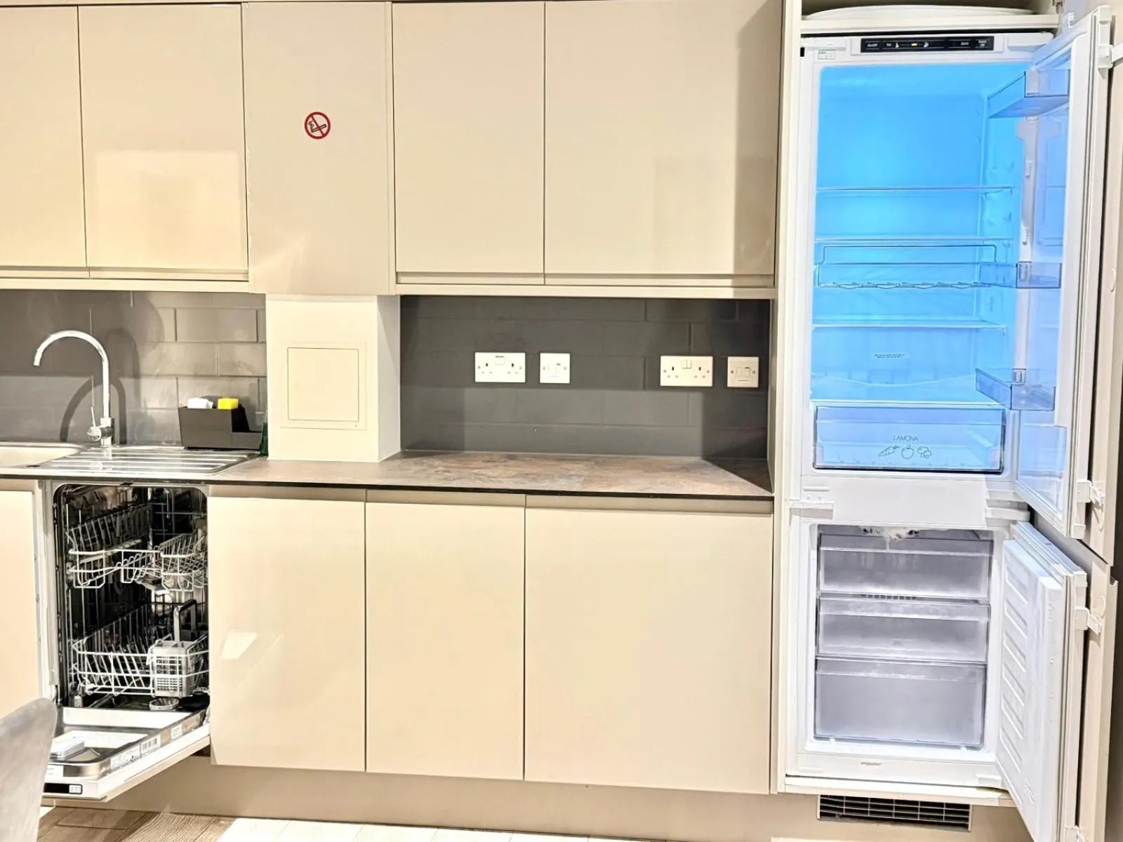 Hampton Suites Serviced Apartments