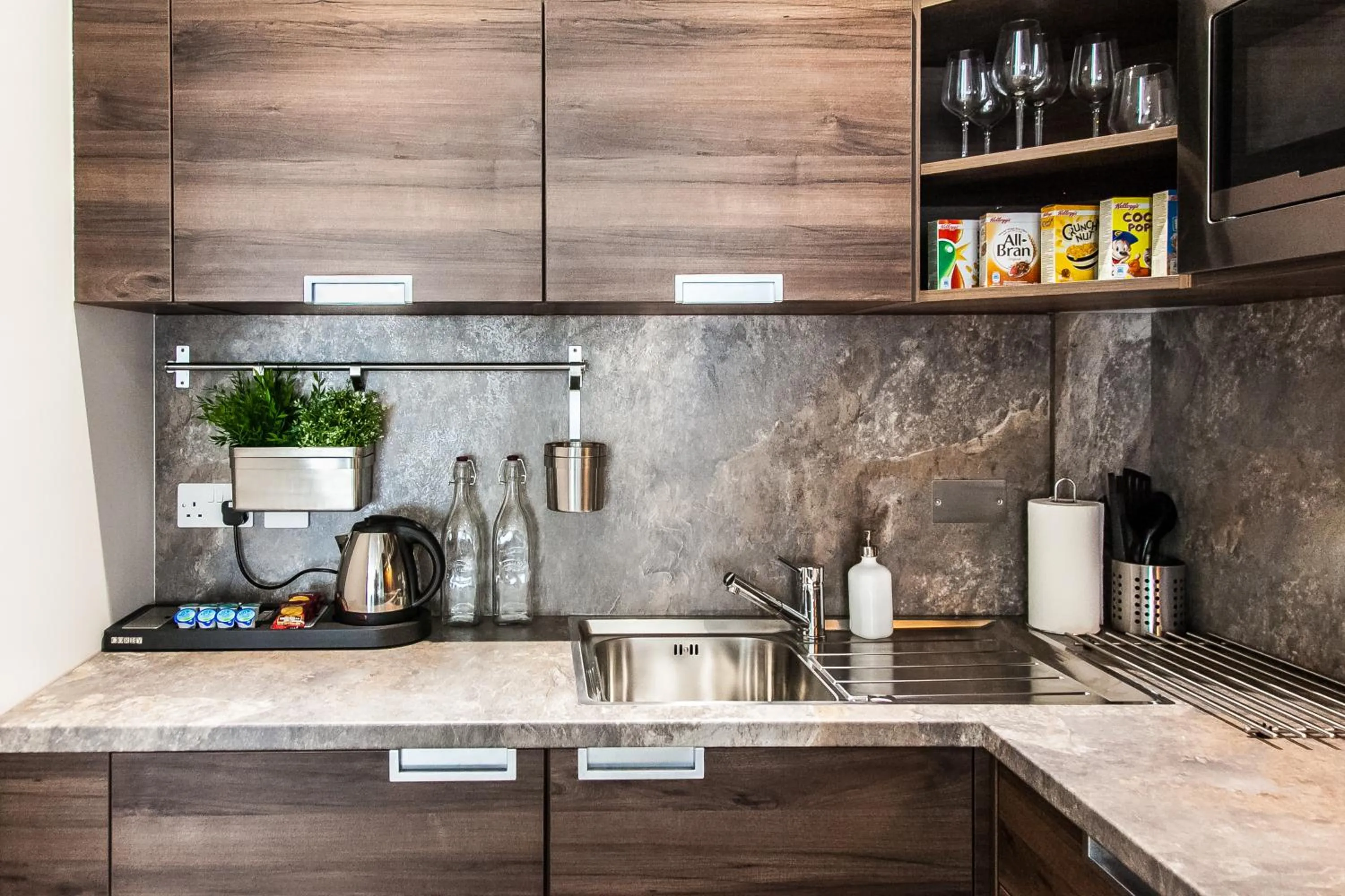 Kitchen or kitchenette in Hampton Suites Serviced Apartments