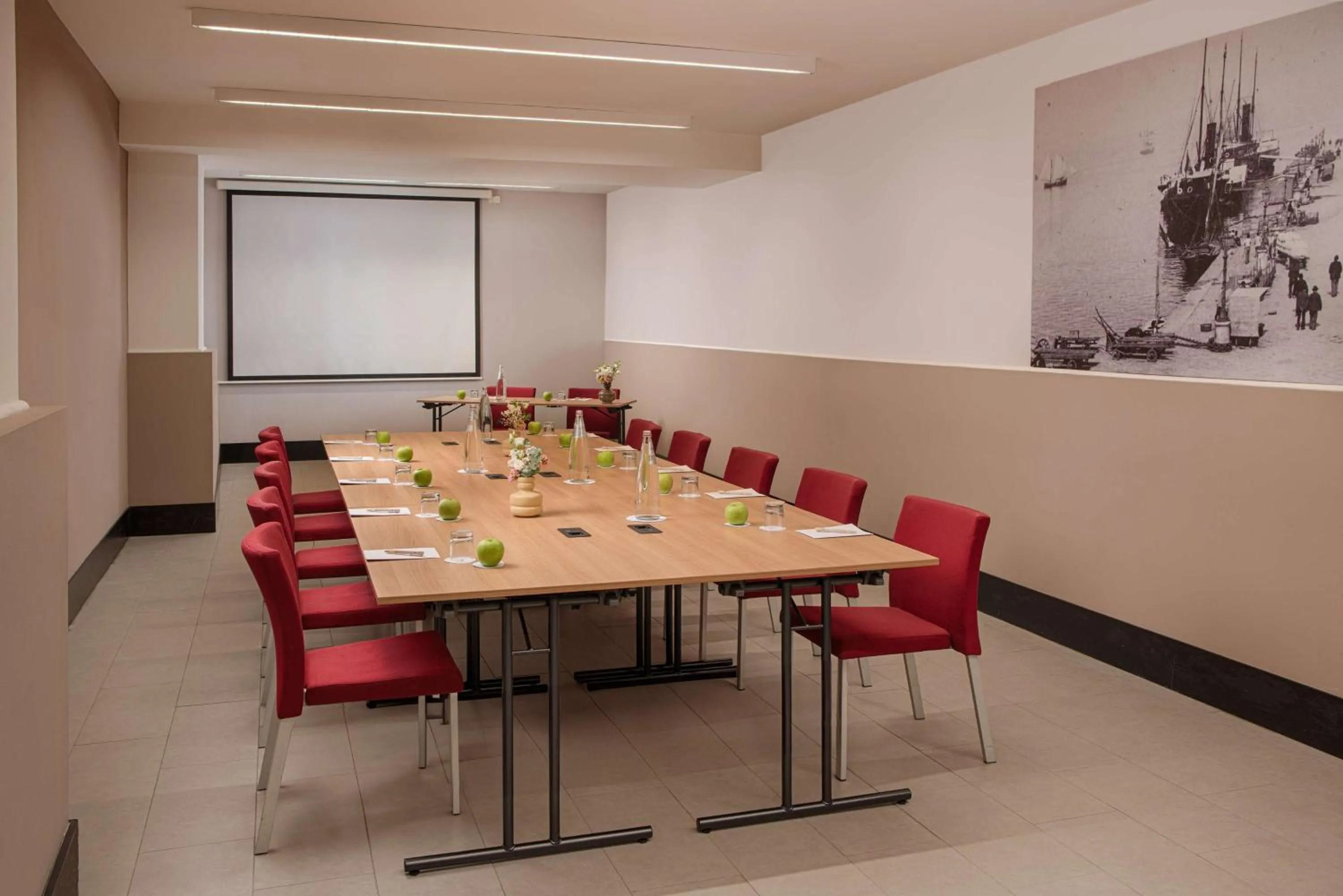 Meeting/conference room in NH Trieste