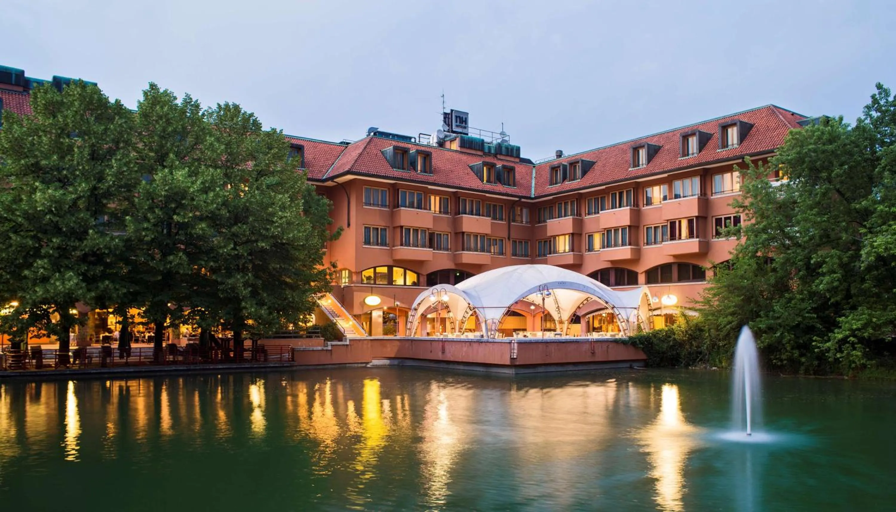 Property building in NH Milano 2