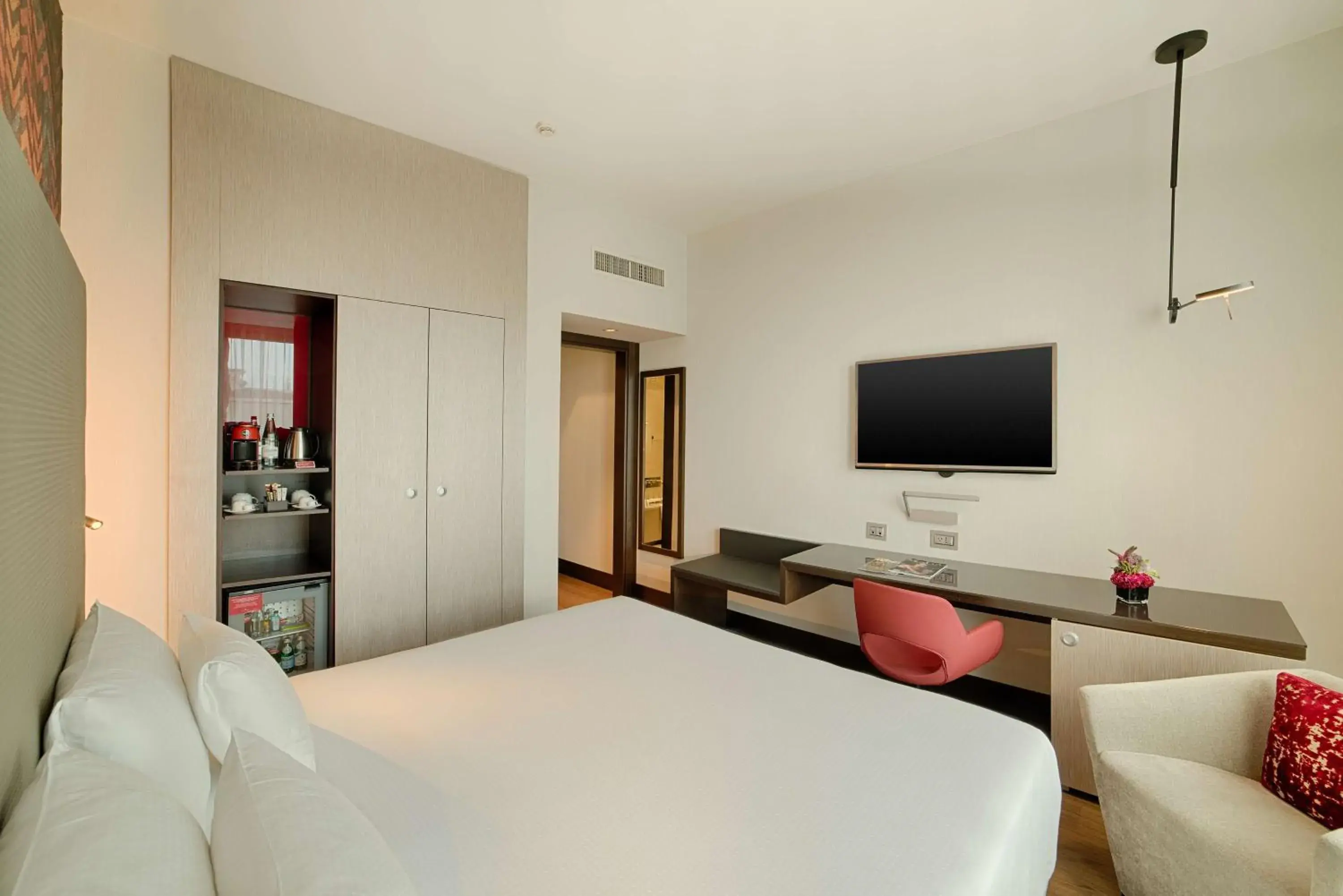 Superior Double or Twin Room in NH Collection Milano President Superior Double or Twin Room in NH Collection Milano President