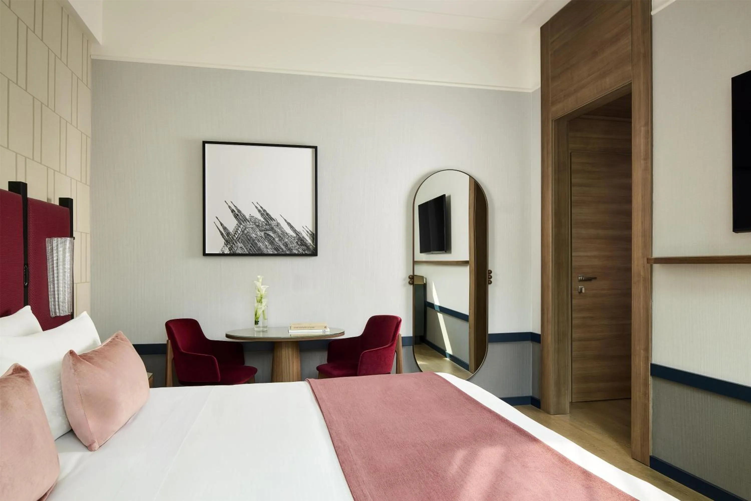 Bedroom, Bed in Tivoli President Milano Hotel