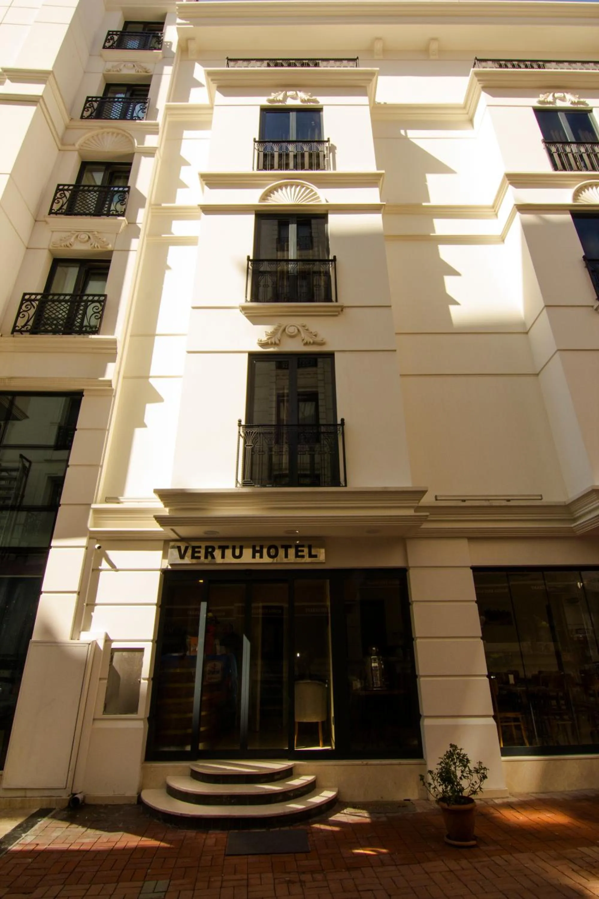 Facade/entrance in İstanbul Vertu Hotel