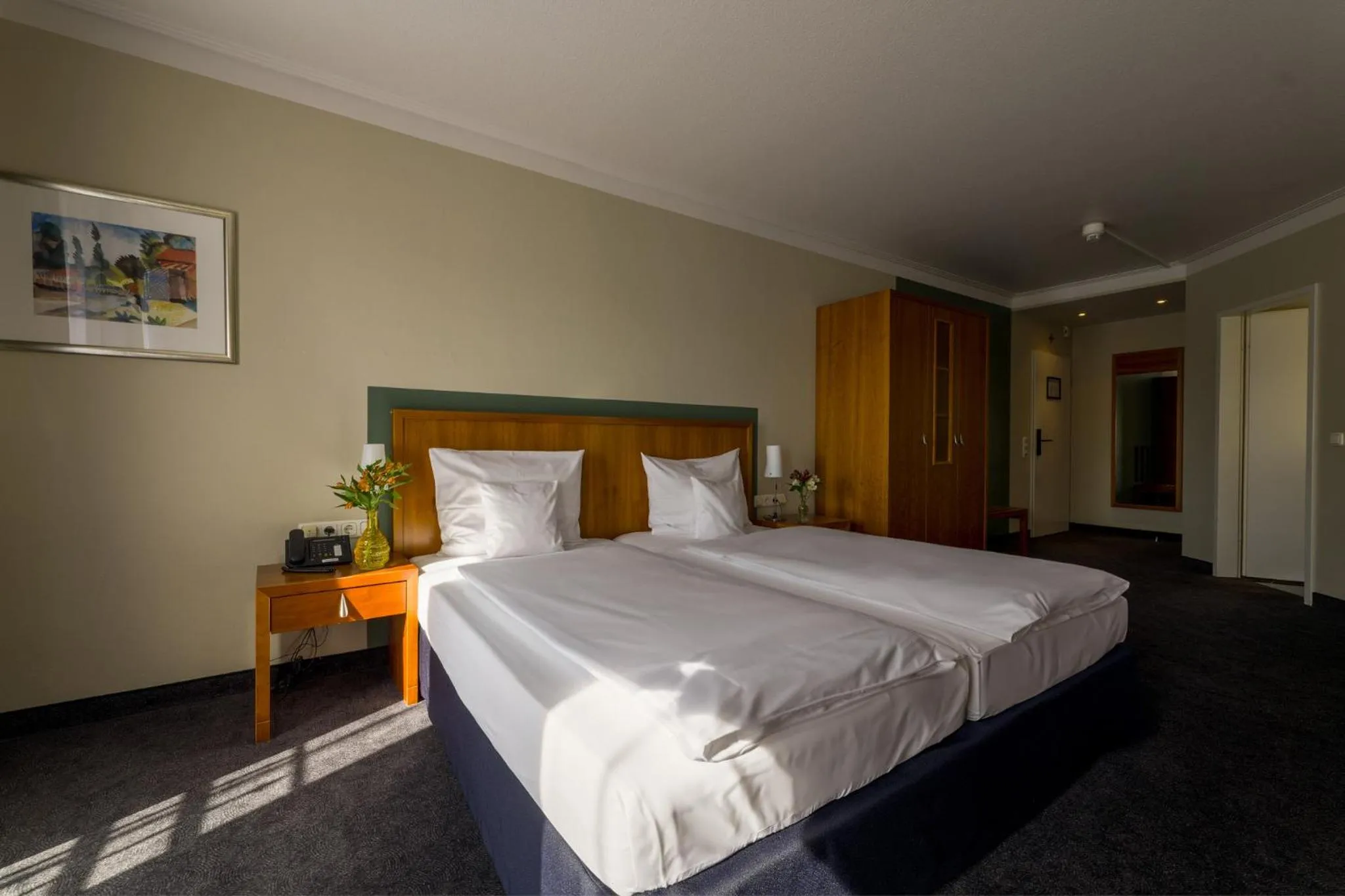 Bed in Seehotel Niedernberg - Das Dorf am See