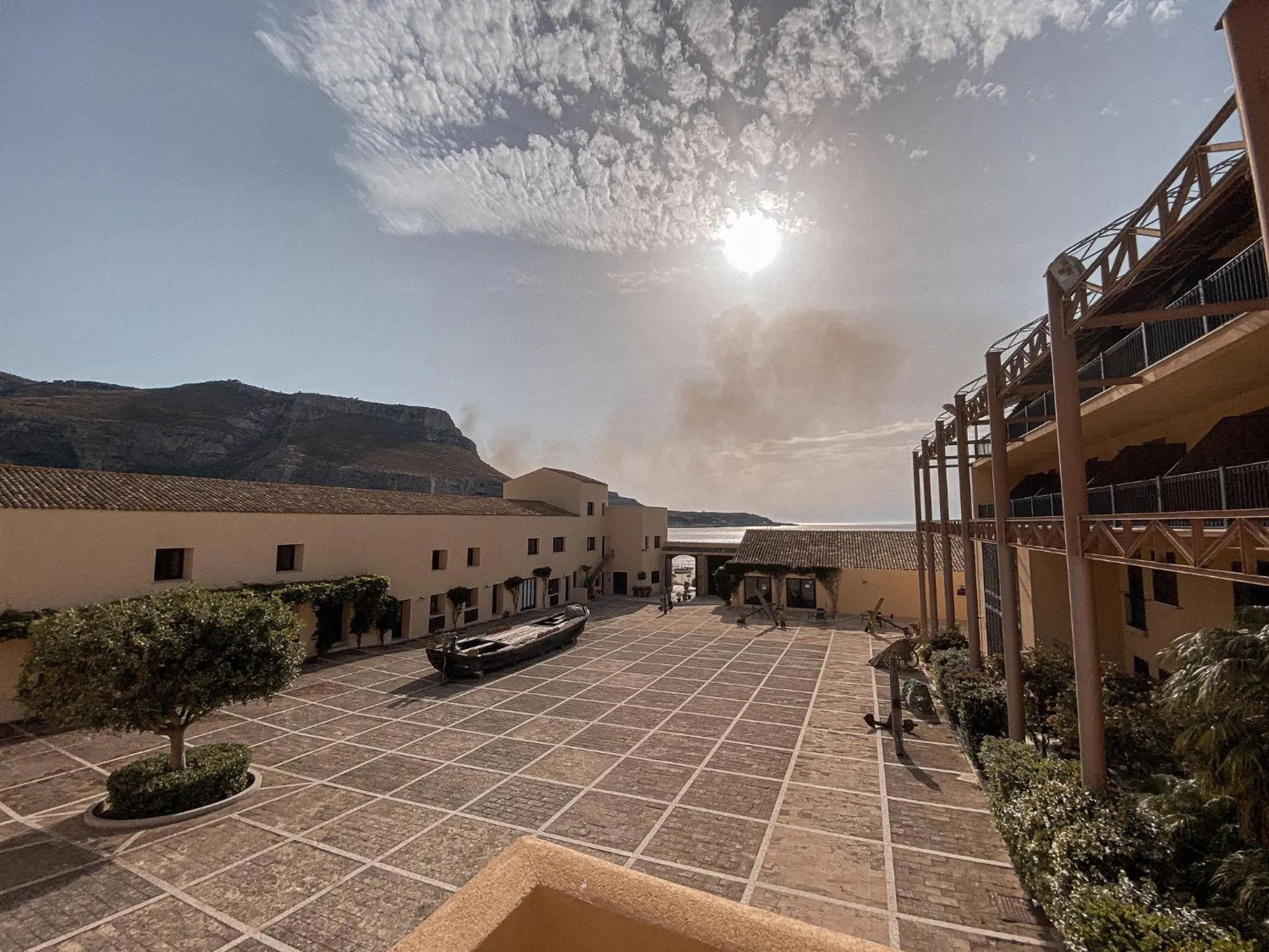 Property building in Phi Hotel La Tonnara di Bonagia