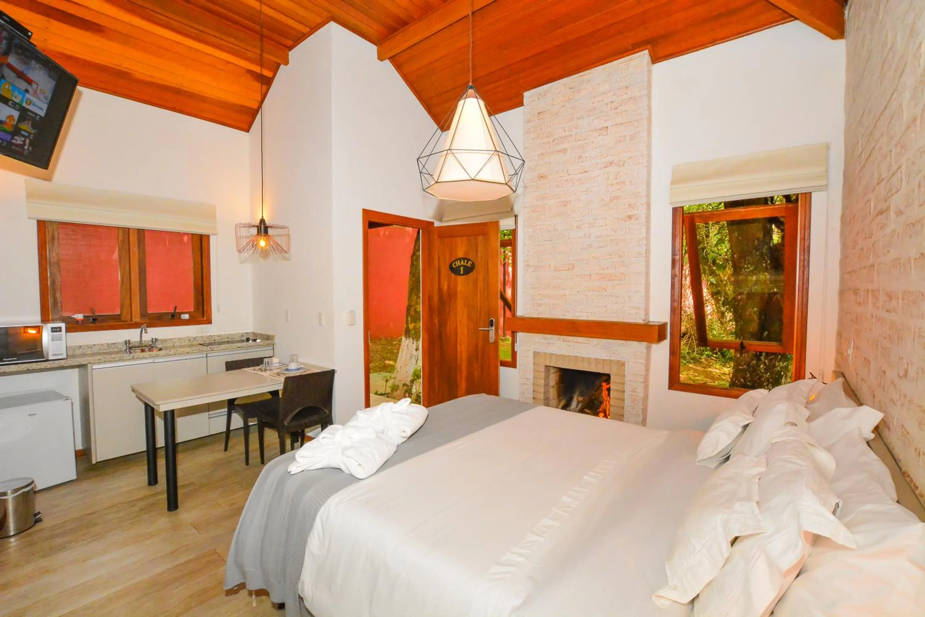 Bedroom, Bed in Resort Magnifico