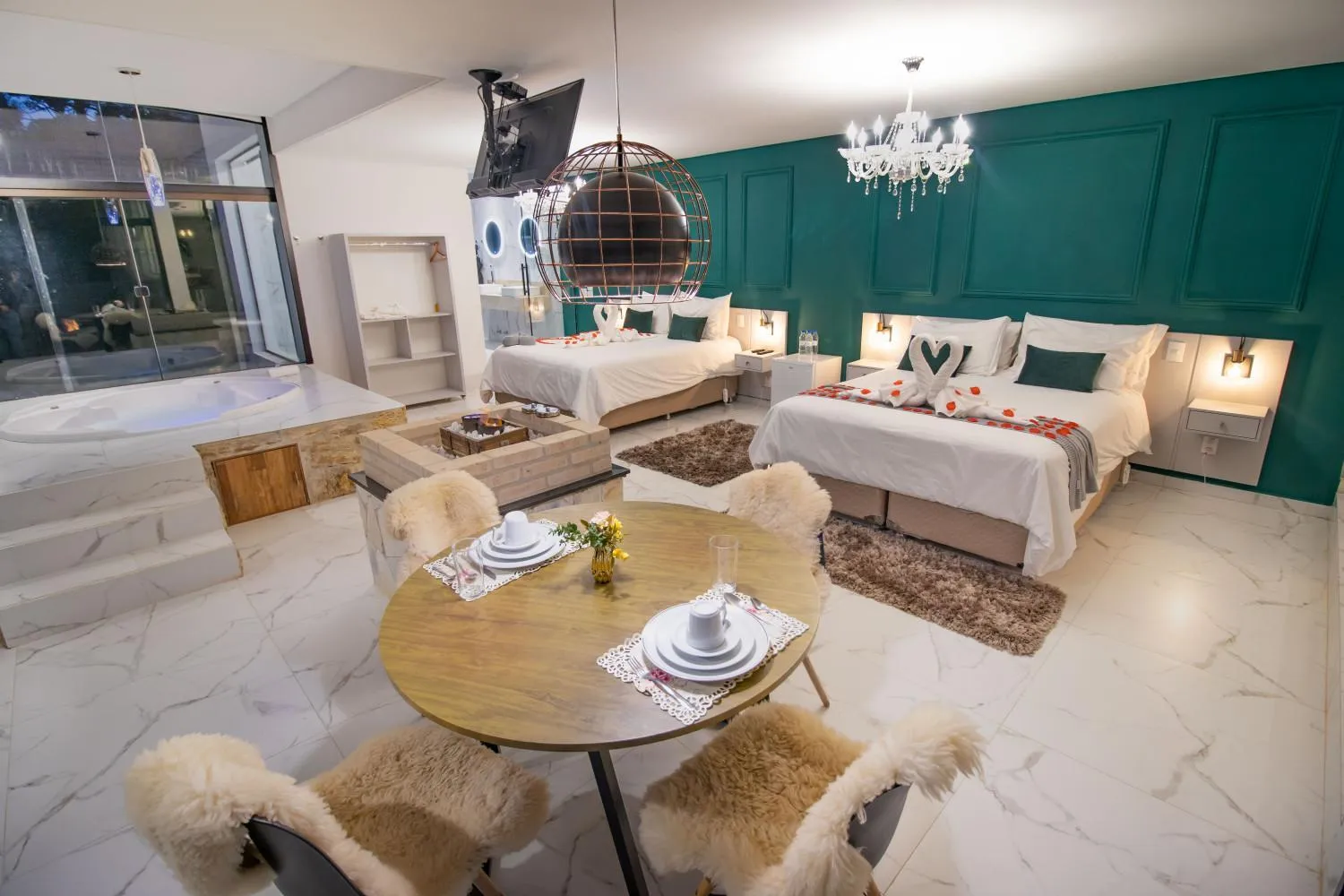 Photo of the whole room, Bed in Resort Magnifico