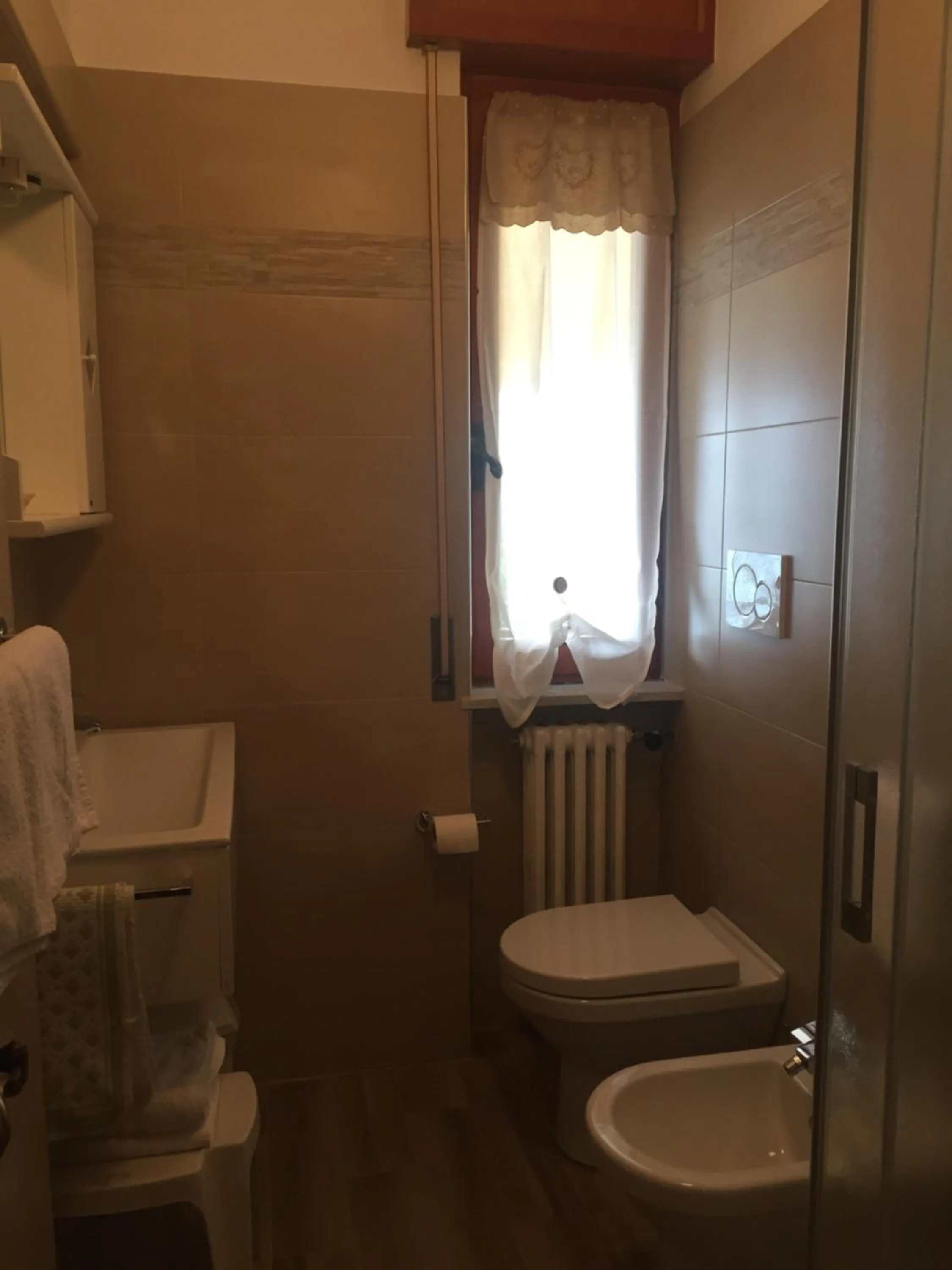 Bathroom in Albergo Filietto