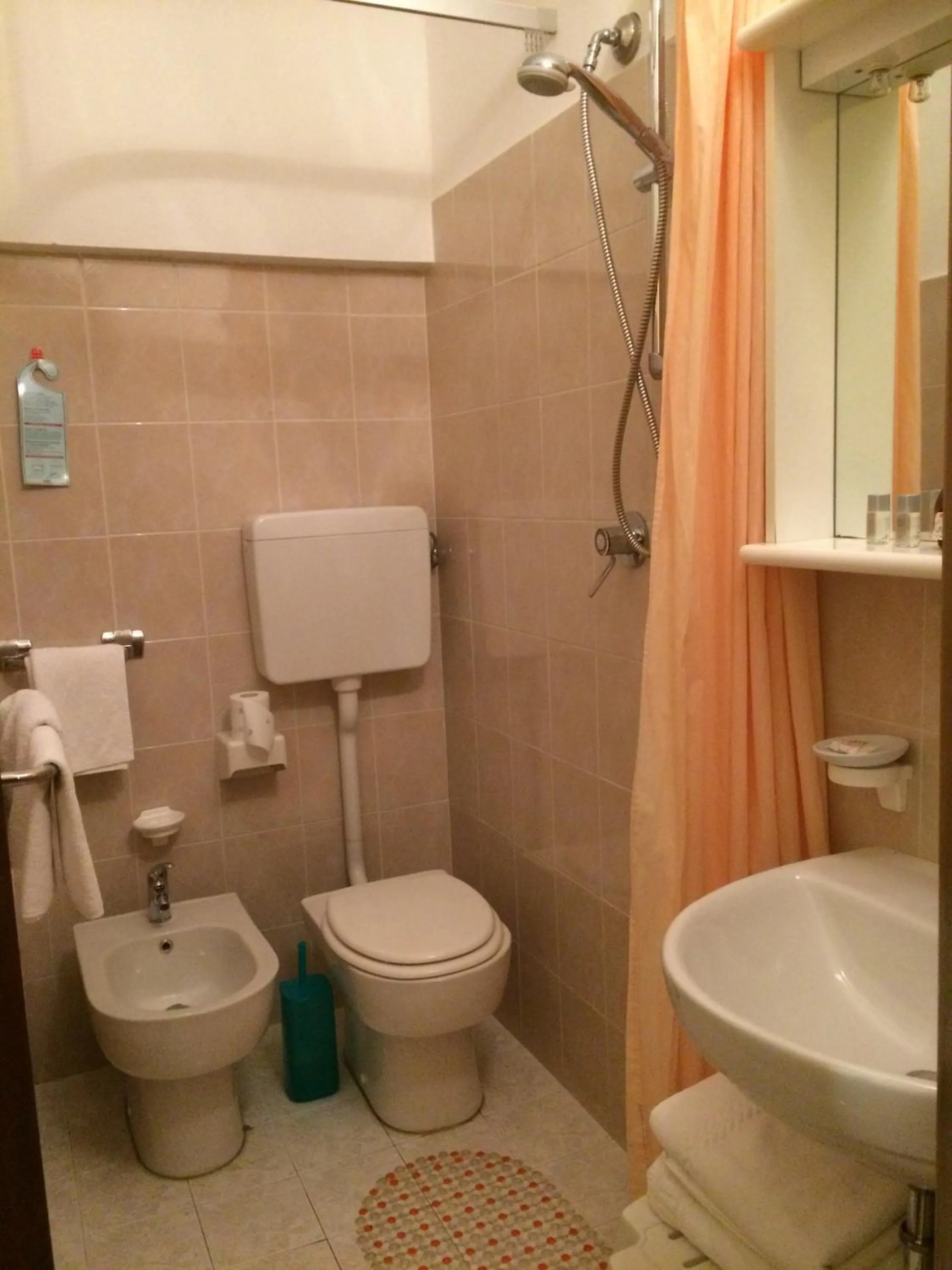 Bathroom in Albergo Filietto