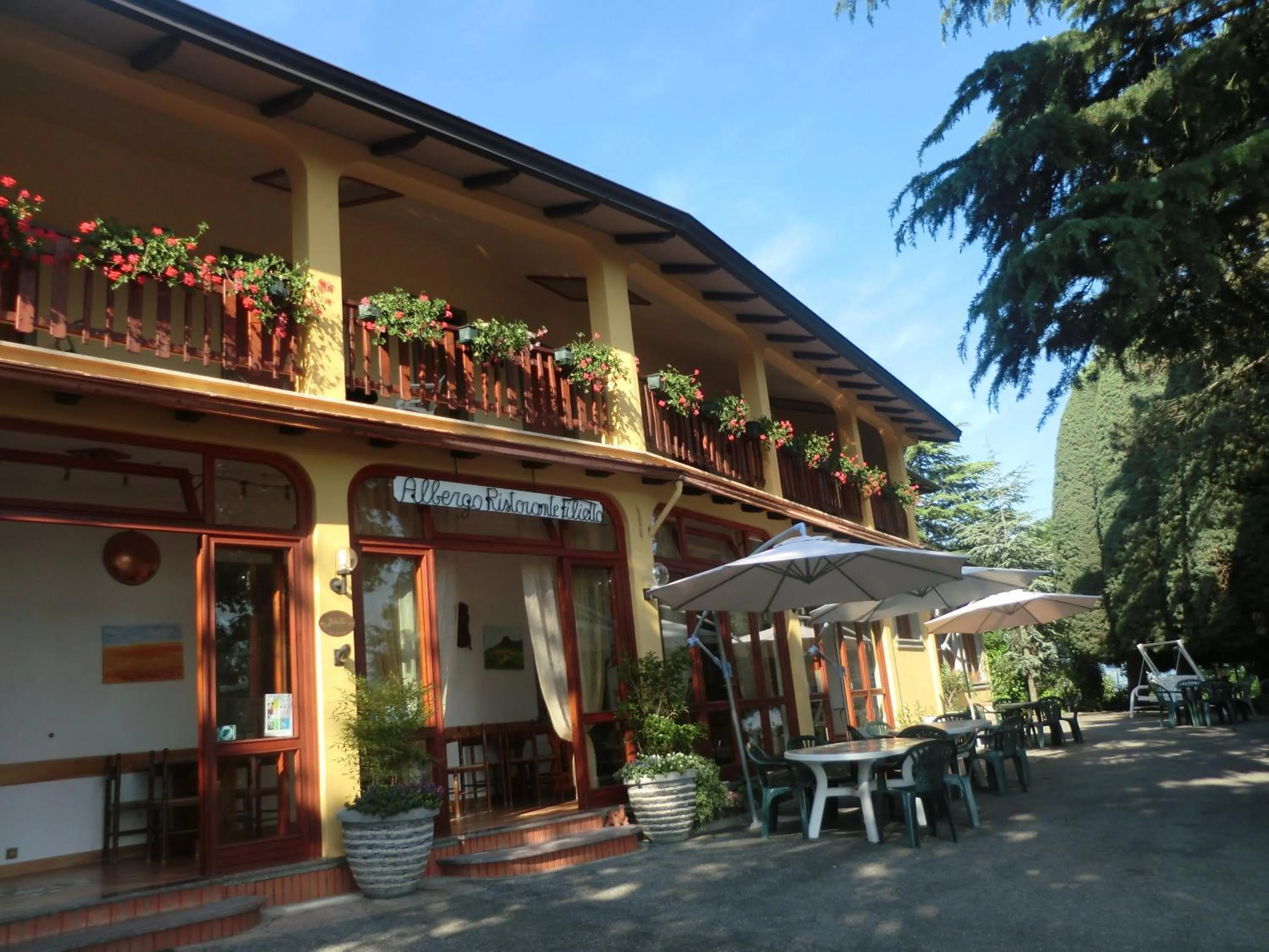 Property building in Albergo Filietto