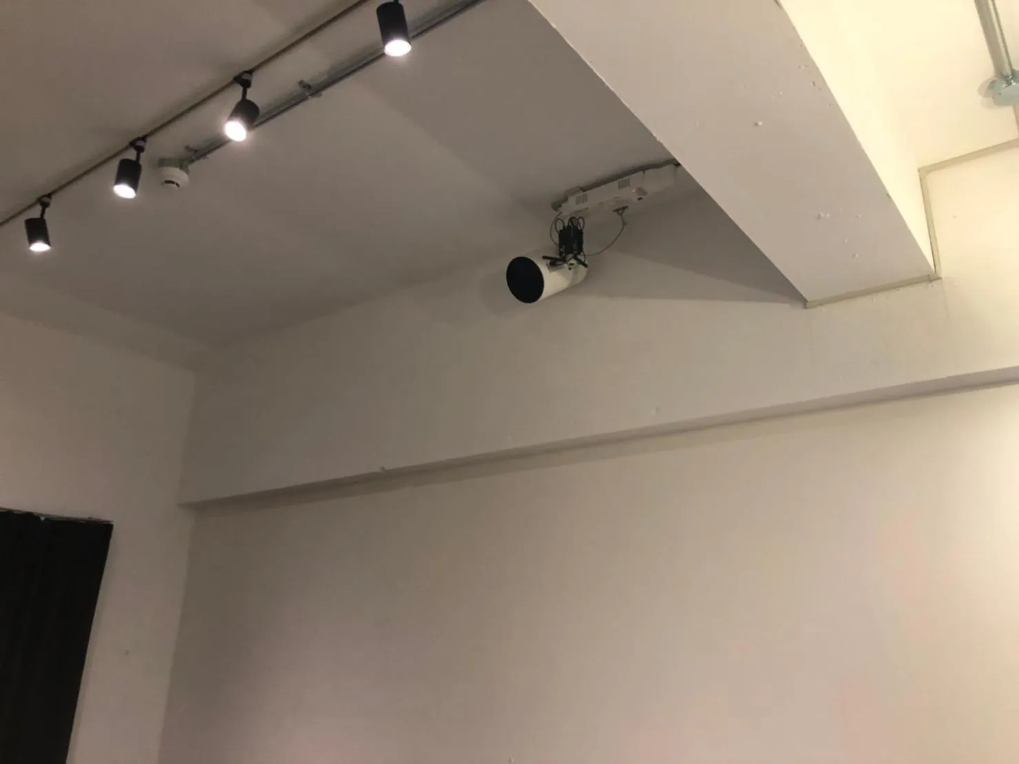 Photo of the whole room in The Wonder At Stay-Bentencho-