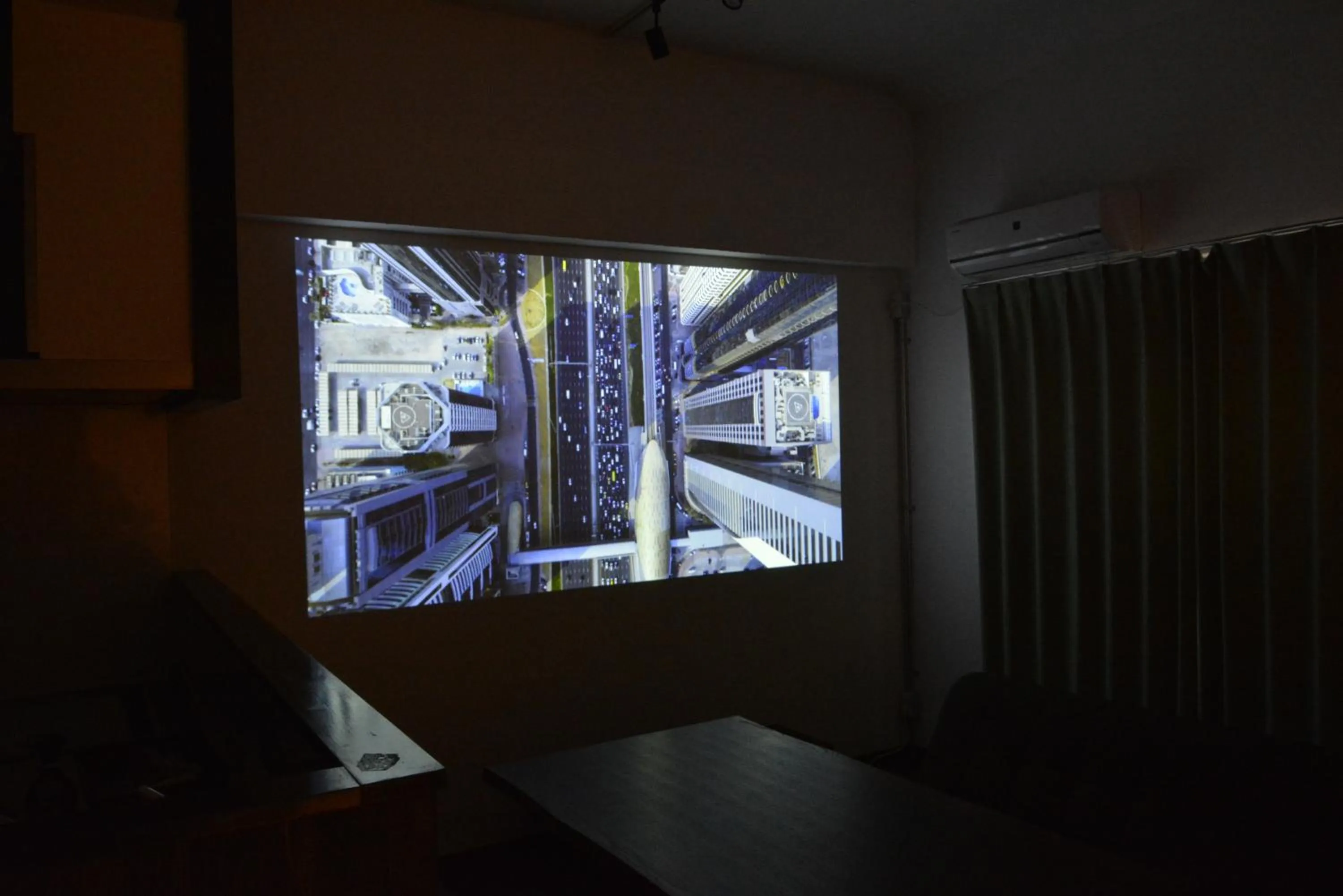 TV and multimedia in The Wonder At Stay-Bentencho-