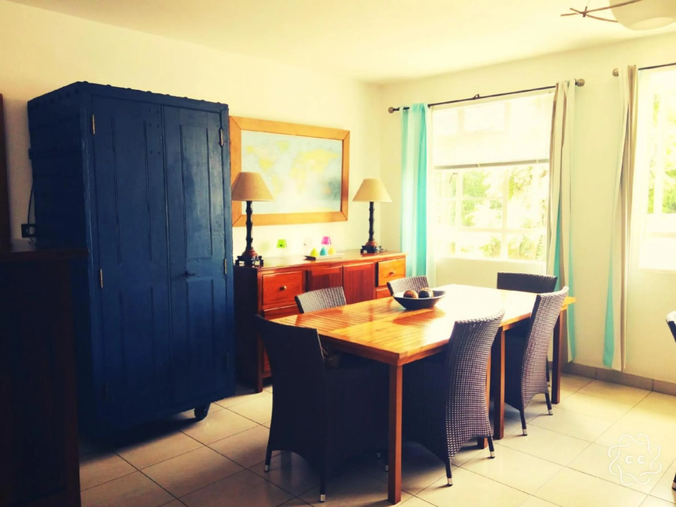 Dining area in Maison D’hôtes Coignet