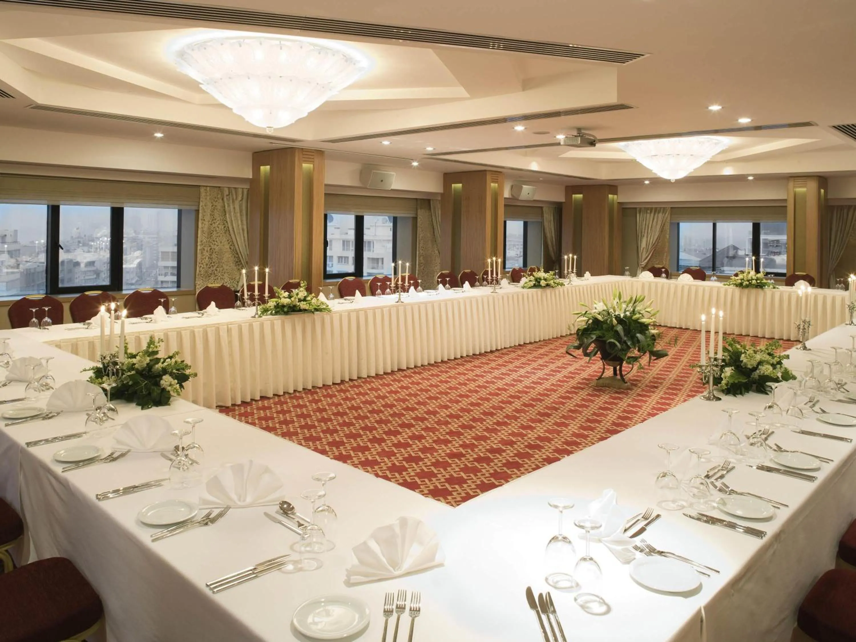 Meeting/conference room in Mövenpick Hotel Izmir