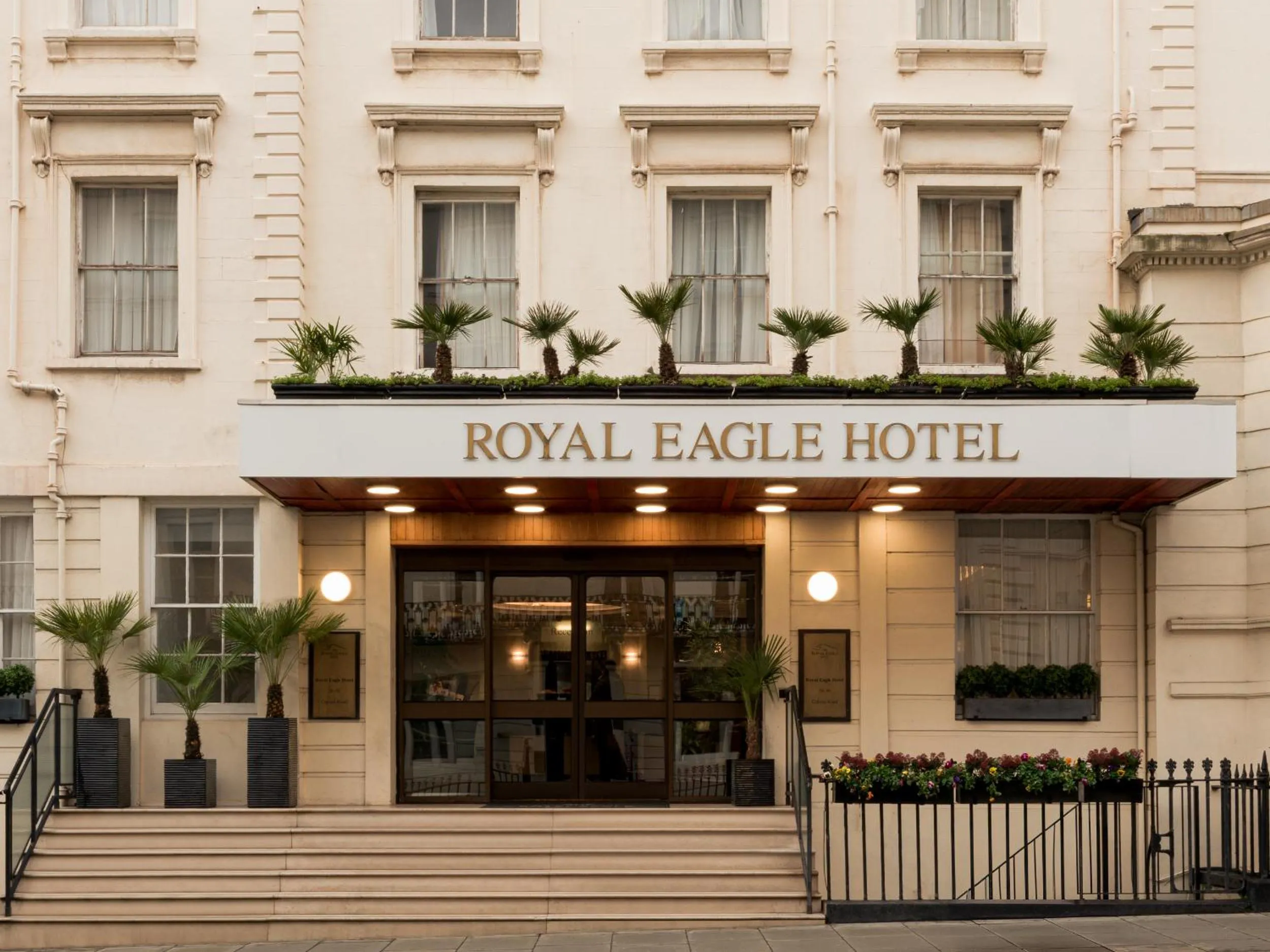 Royal Eagle Hotel