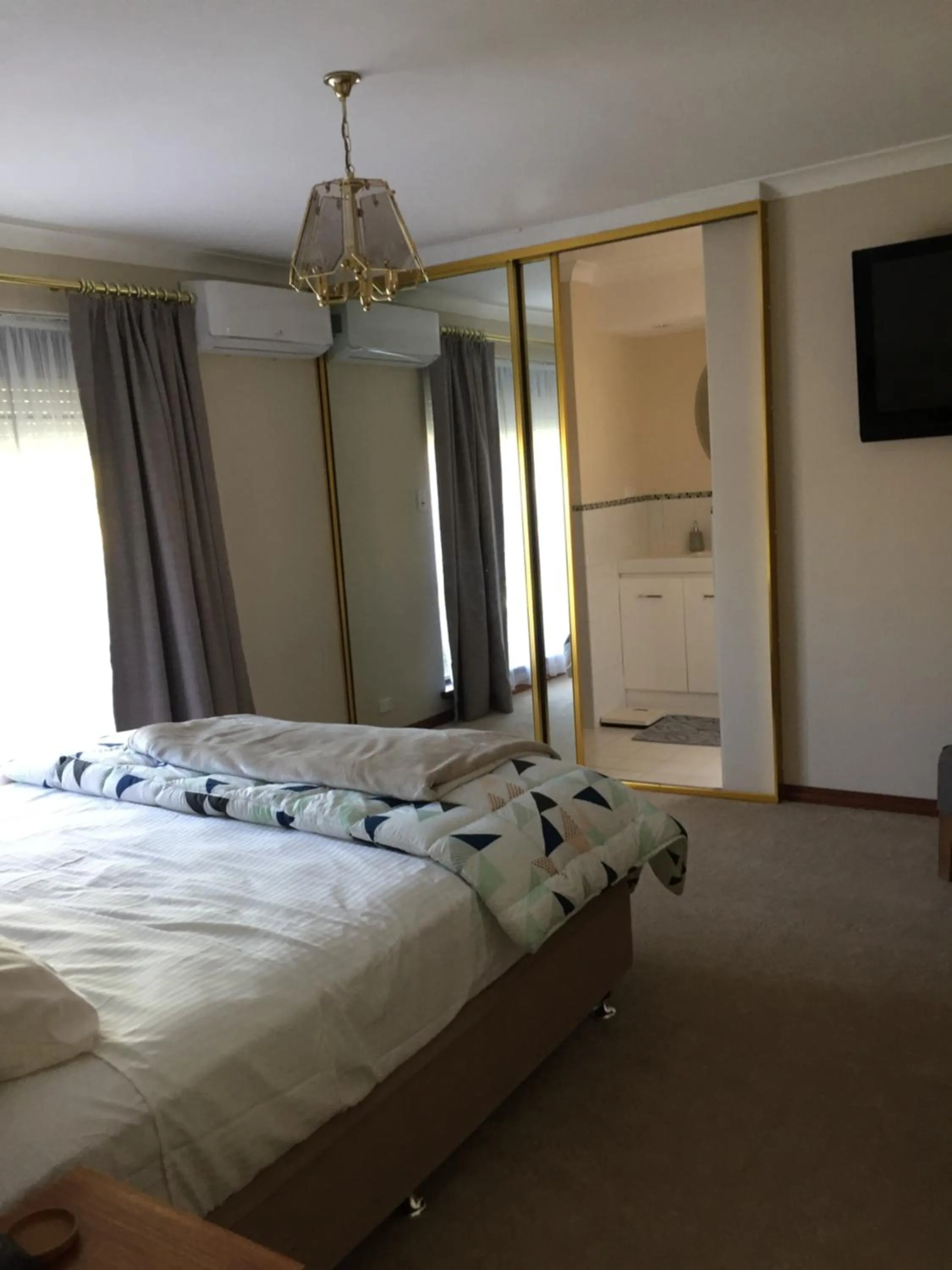 Bedroom, Bed in Murdoch Station Bed & Breakfast