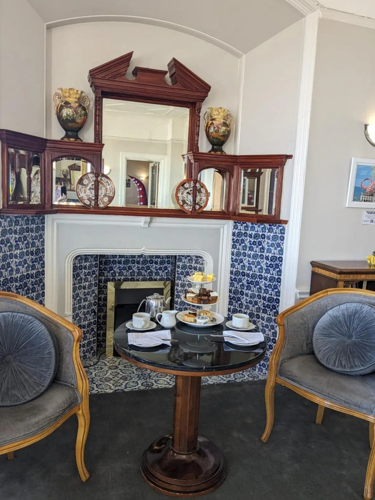 Food in The Lanes Hotel