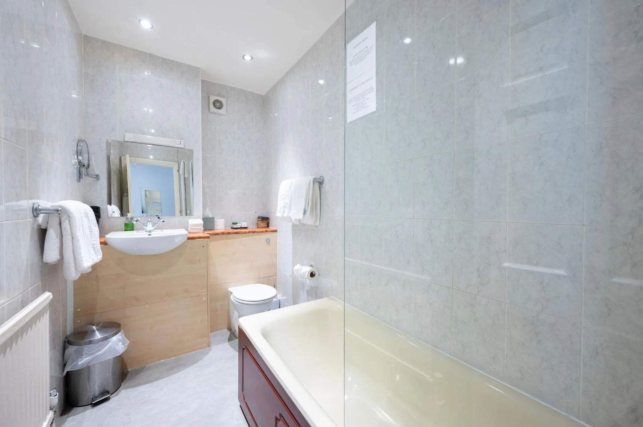 Shower in The Lanes Hotel