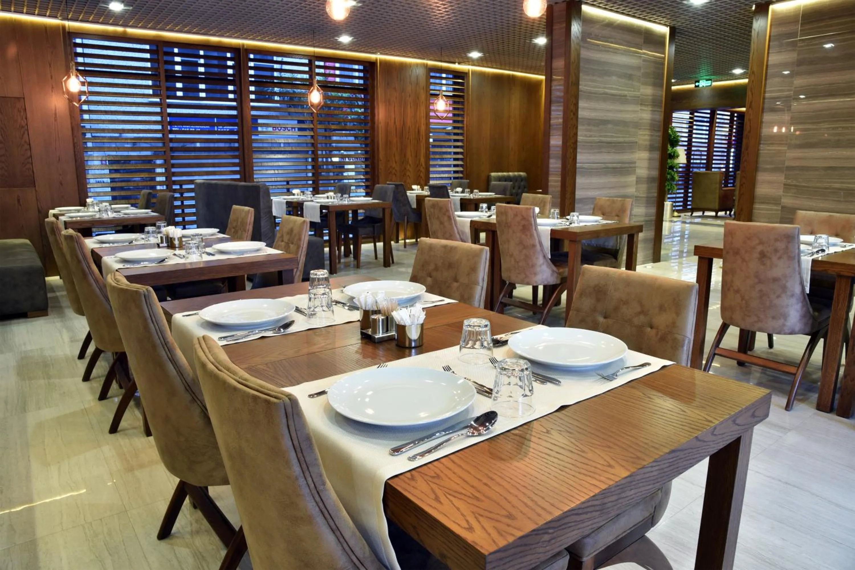 Restaurant/places to eat in The Elegant Hotel