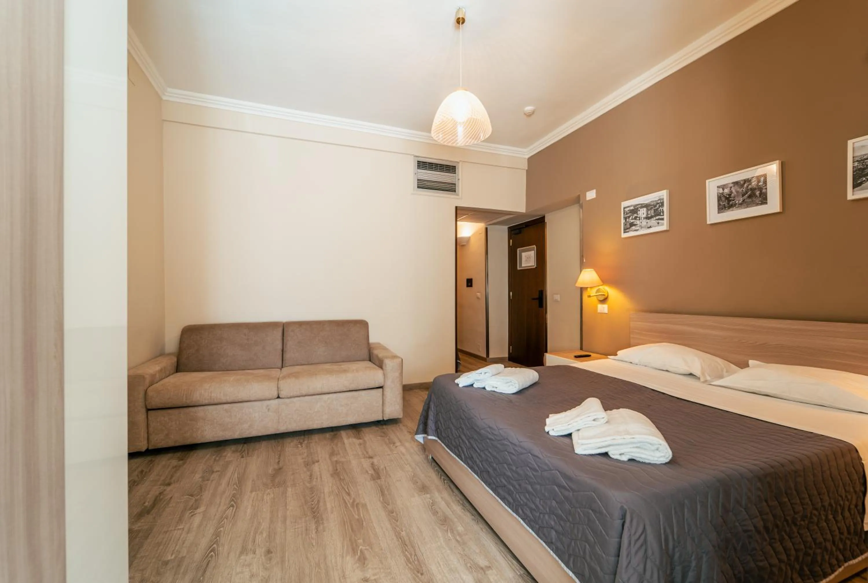 Photo of the whole room, Bed in Hotel Belsito Wellness & Spa