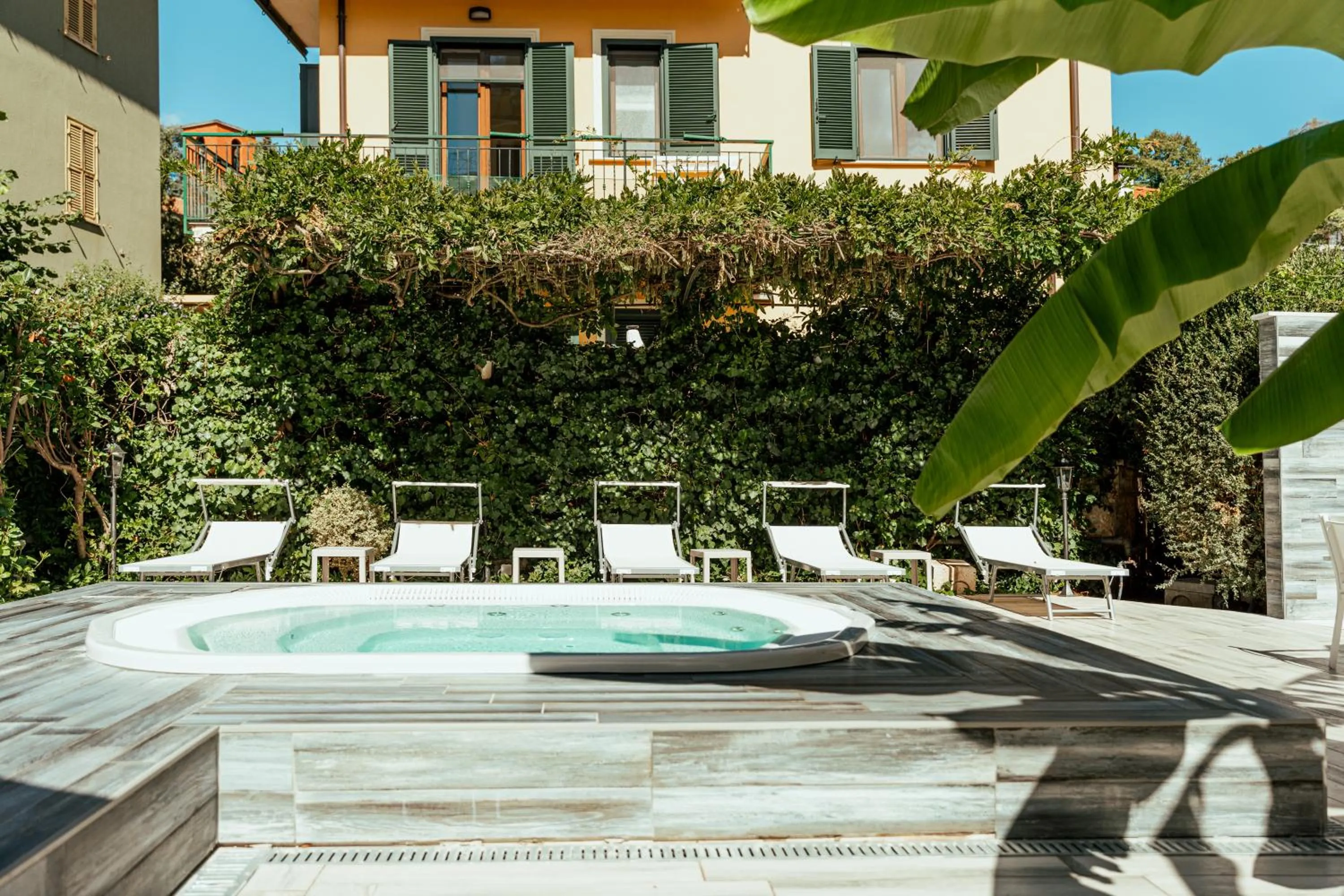 Hot Tub in Hotel Belsito Wellness & Spa