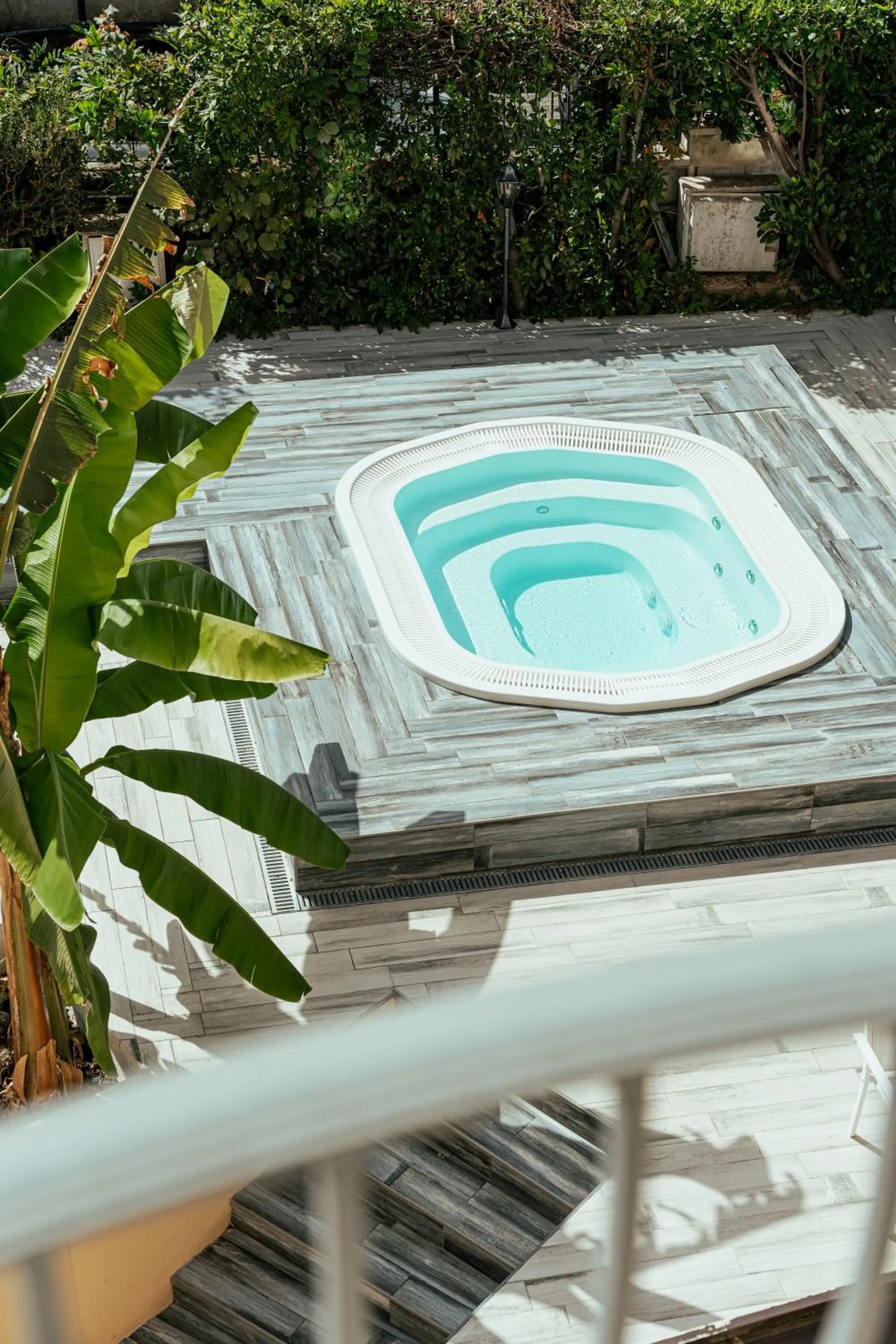 Hot Tub in Hotel Belsito Wellness & Spa