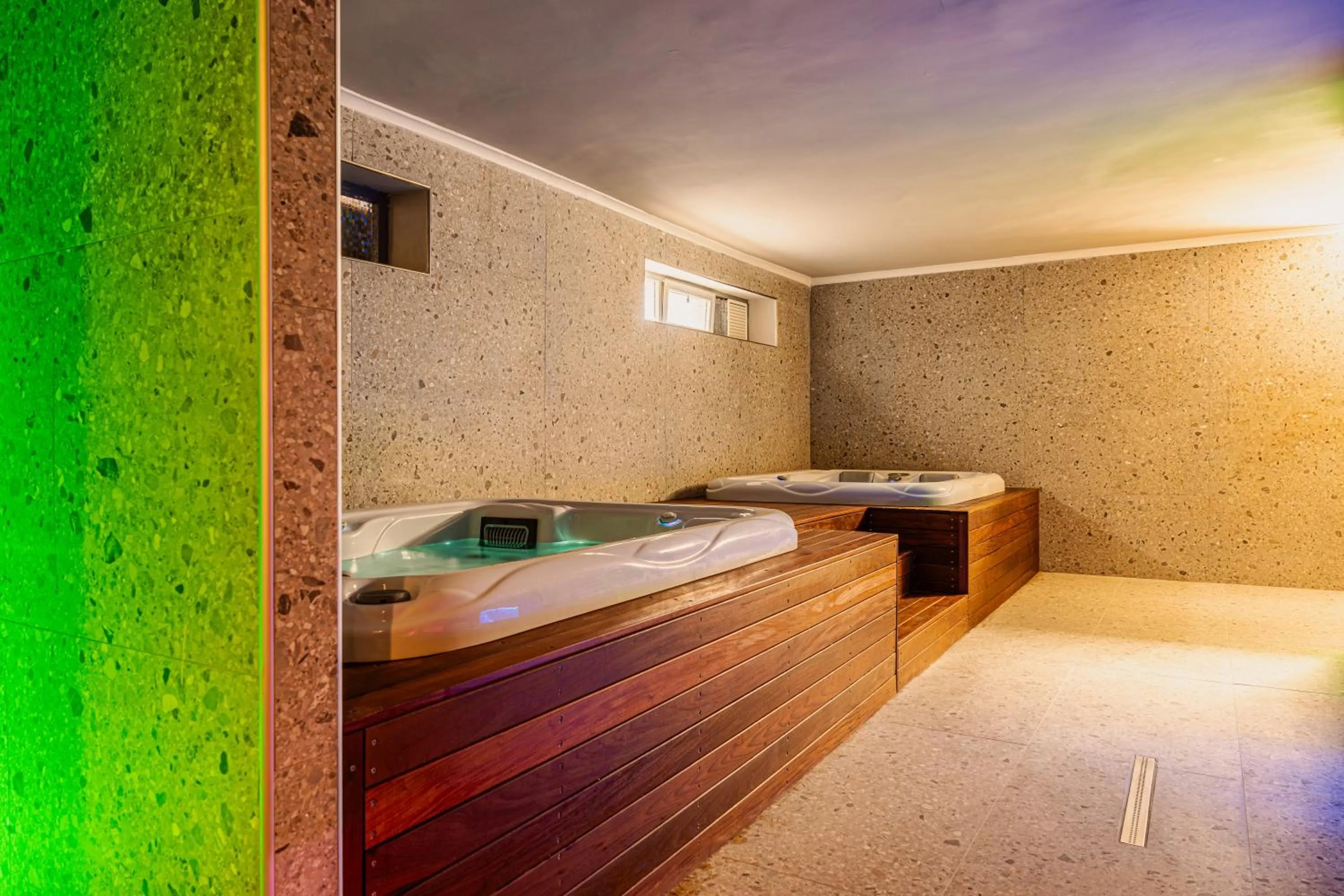 Hot Tub, Bed in Hotel Belsito Wellness & Spa