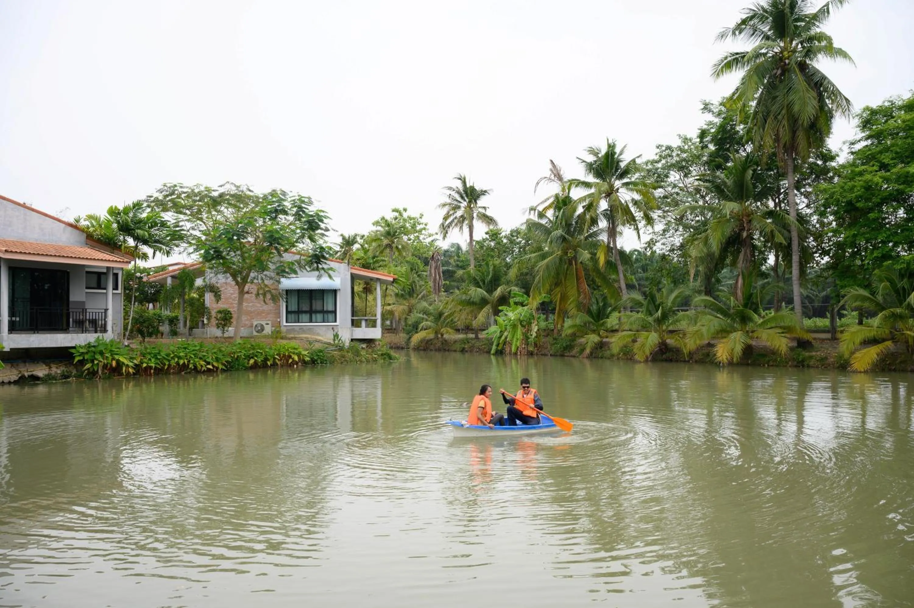 Activities in Busaya Resort & Cuisine