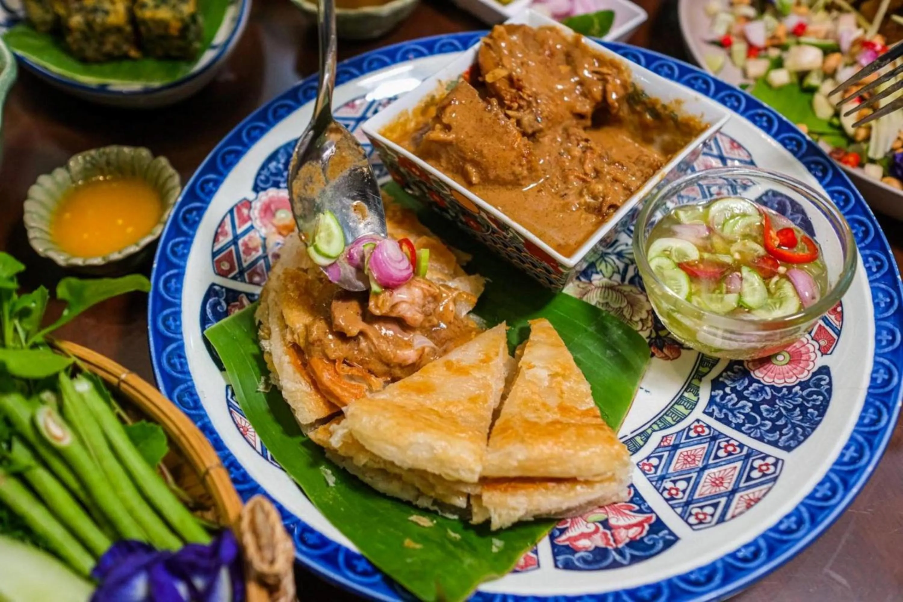 Food in Busaya Resort & Cuisine