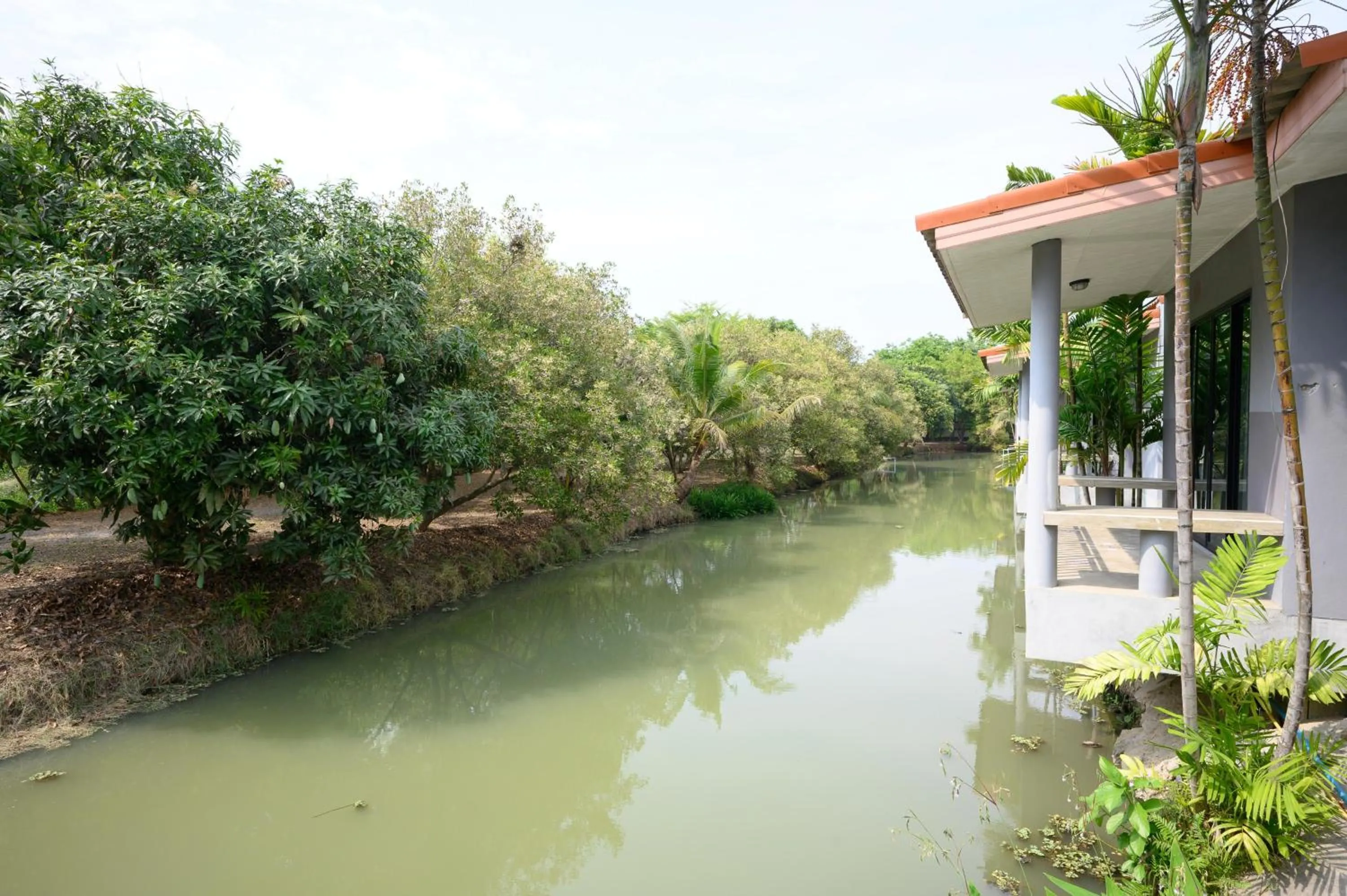 Property building in Busaya Resort & Cuisine