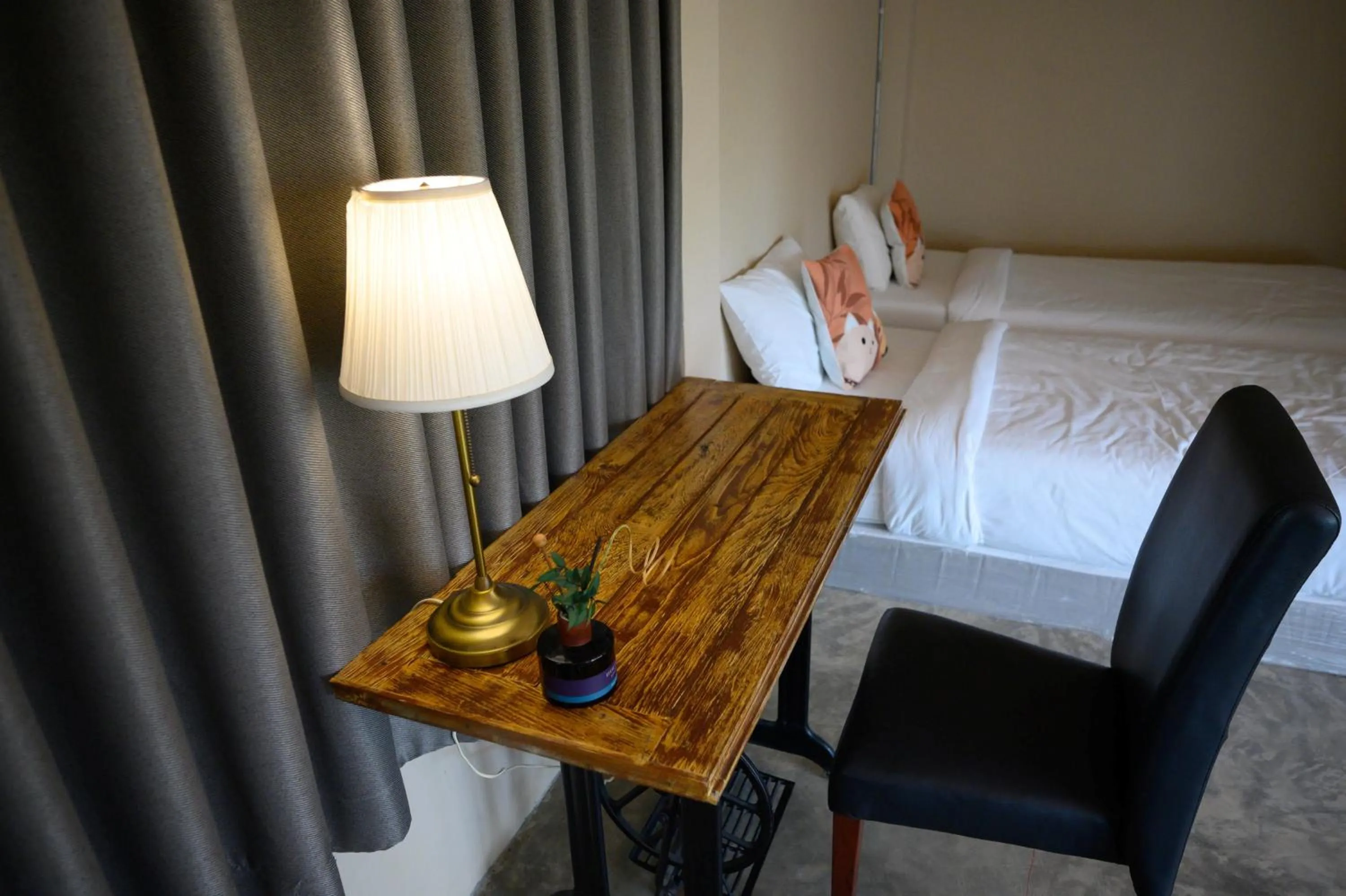 Seating area, Bed in Busaya Resort & Cuisine