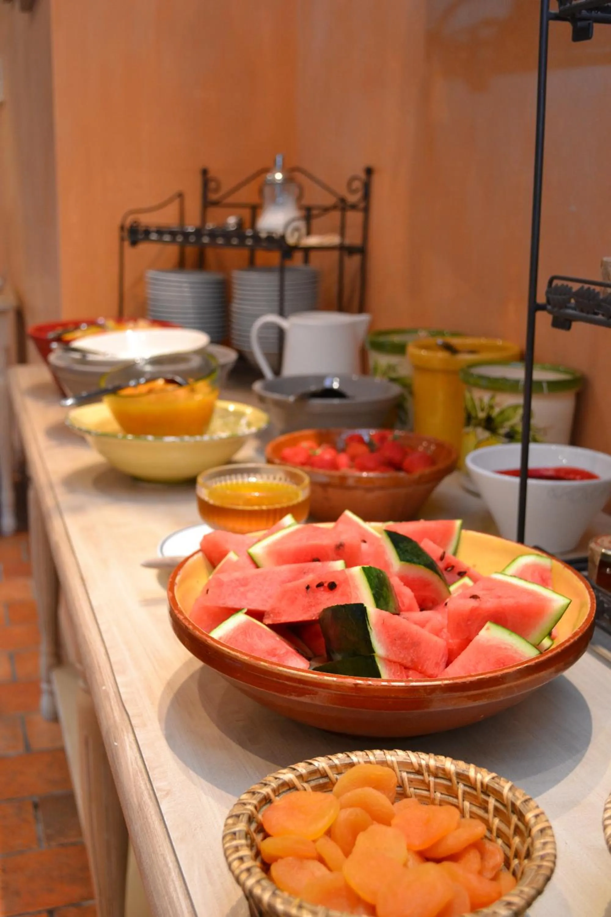 Buffet breakfast in Hotel du Poète