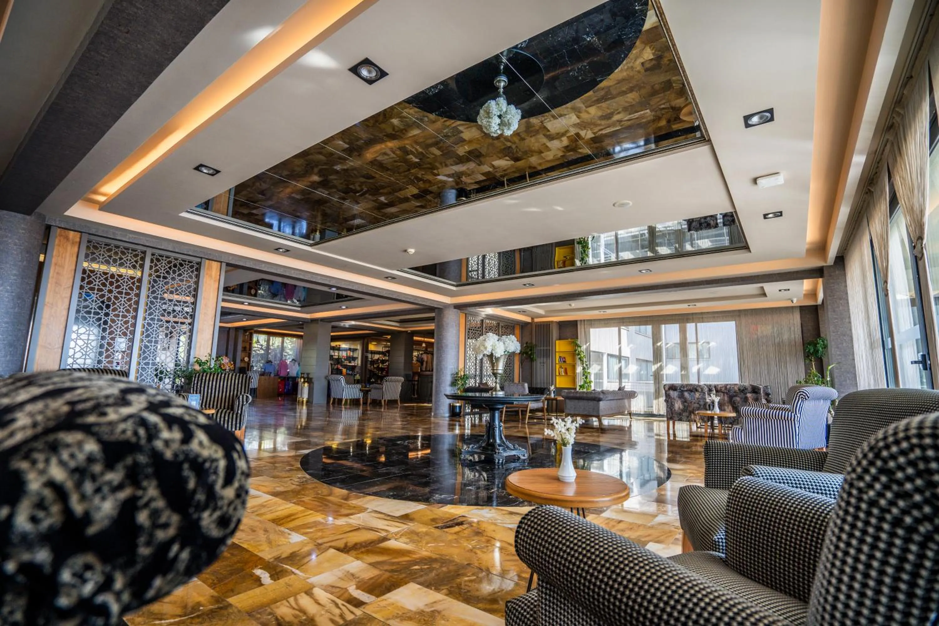 Lobby or reception in Hierapark Thermal & SPA Hotel