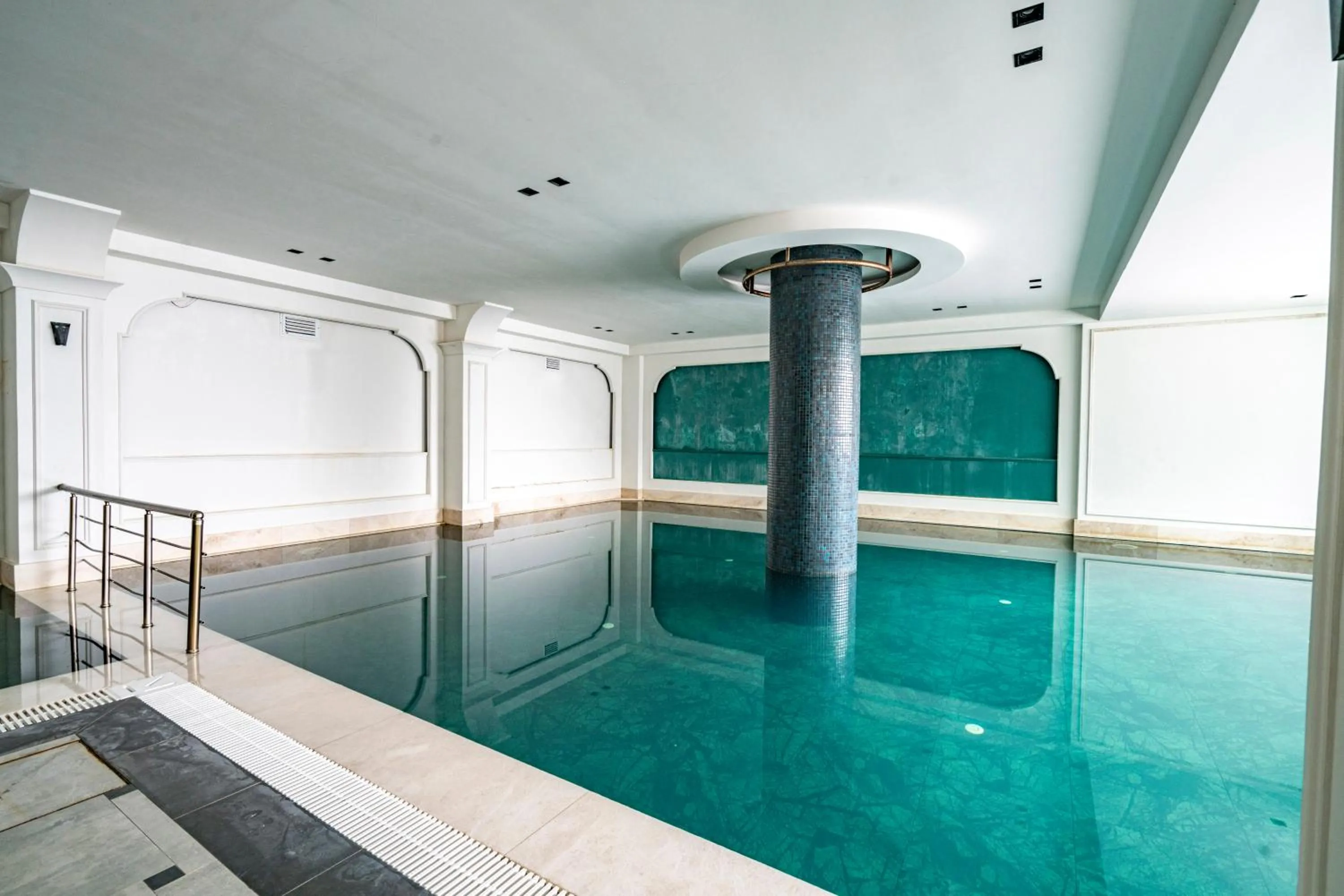 Swimming pool in Hierapark Thermal & SPA Hotel