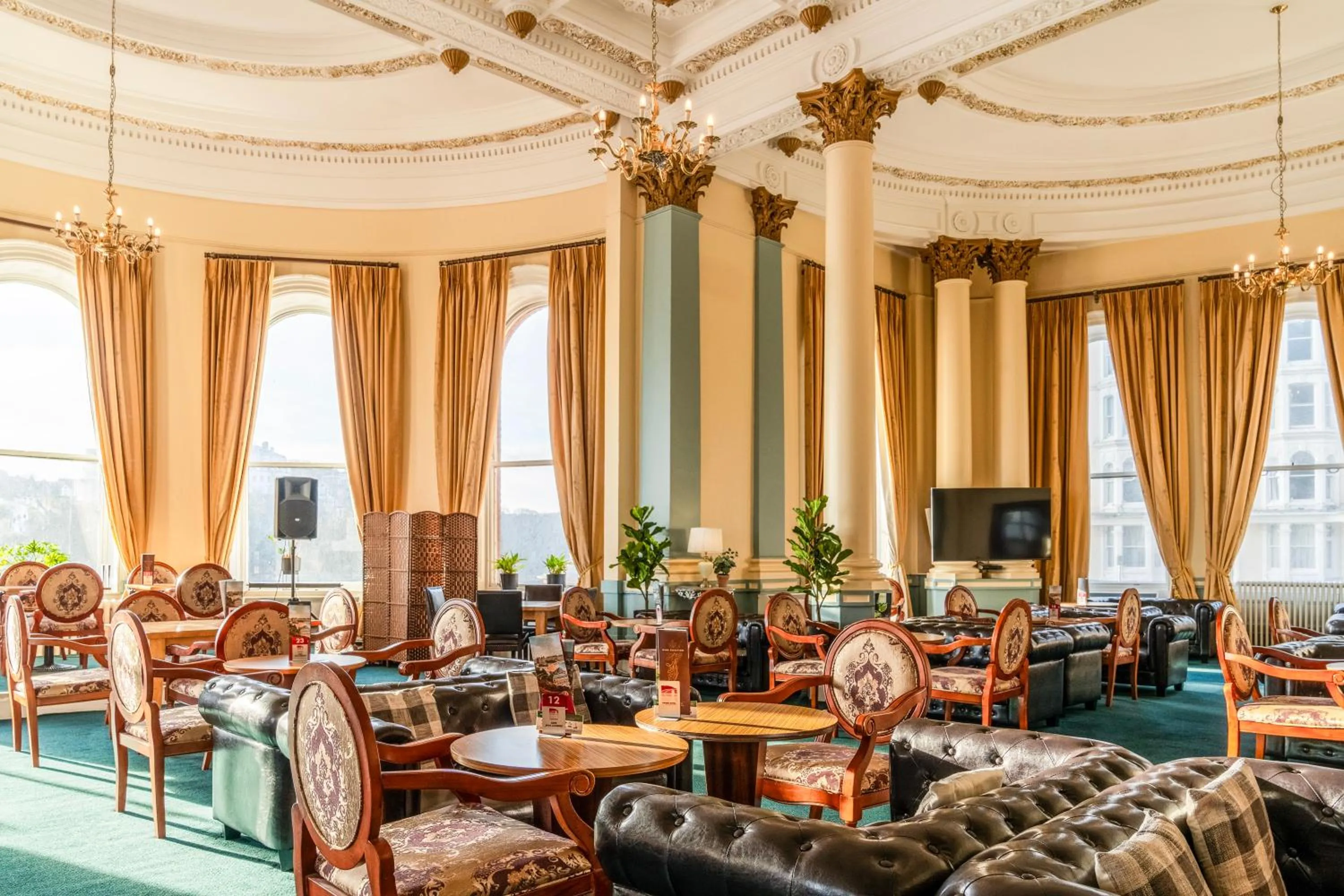 Lounge or bar in The Grand Scarborough