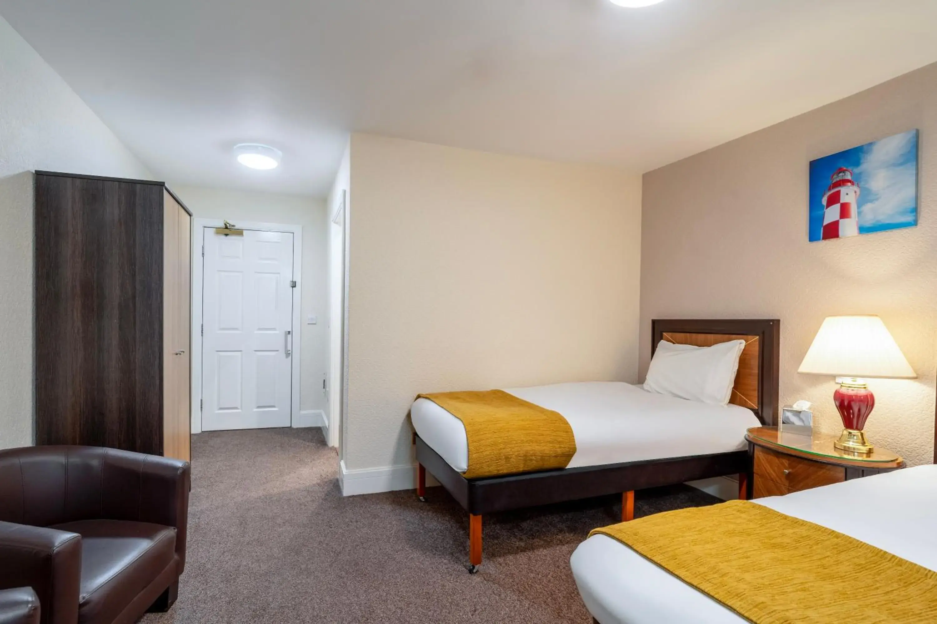 Standard Twin Room No Window in The Grand Scarborough Standard Twin Room No Window in The Grand Scarborough