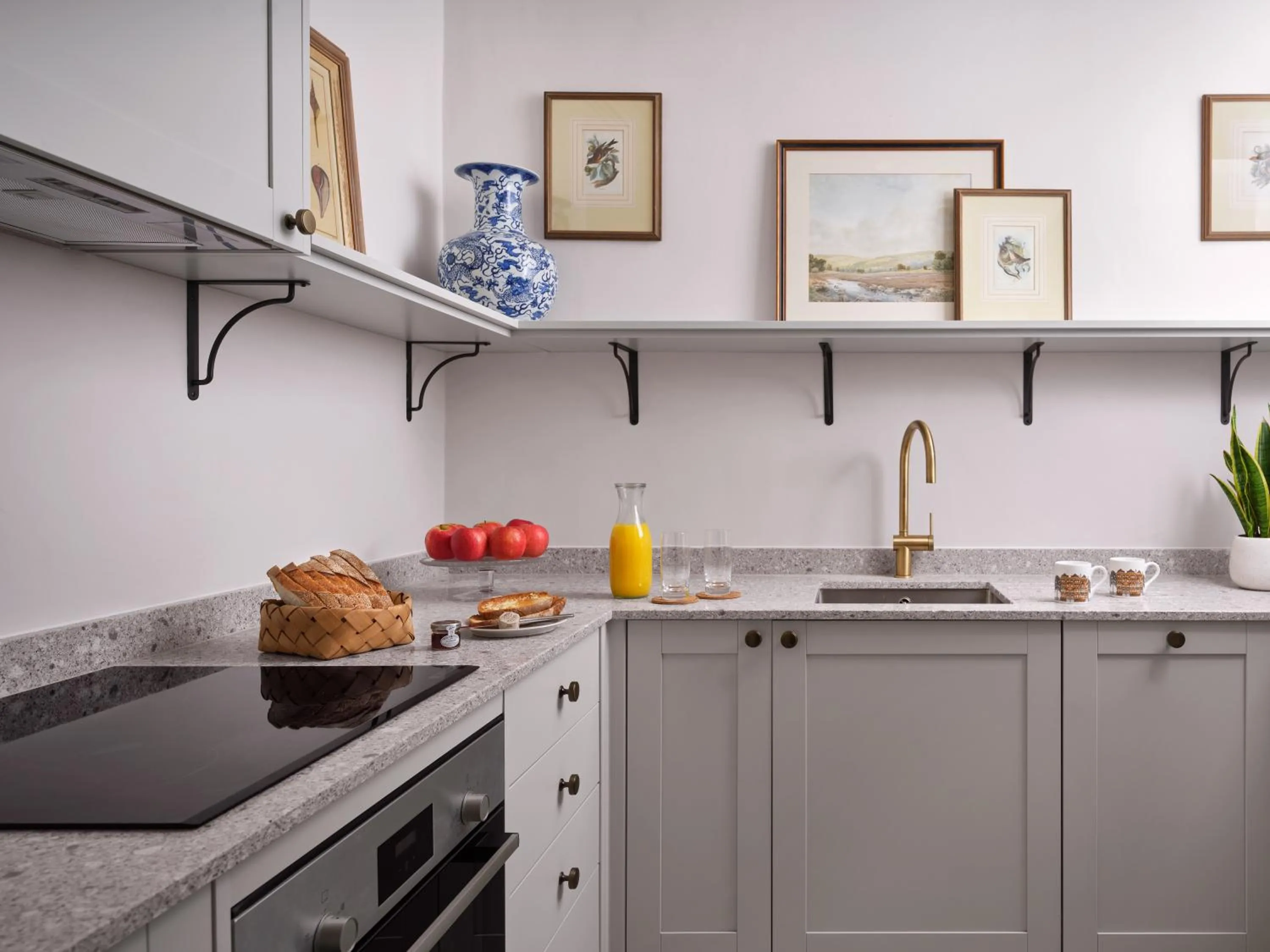 Kitchen or kitchenette in The Chelsea Townhouse by Iconic Luxury Hotels