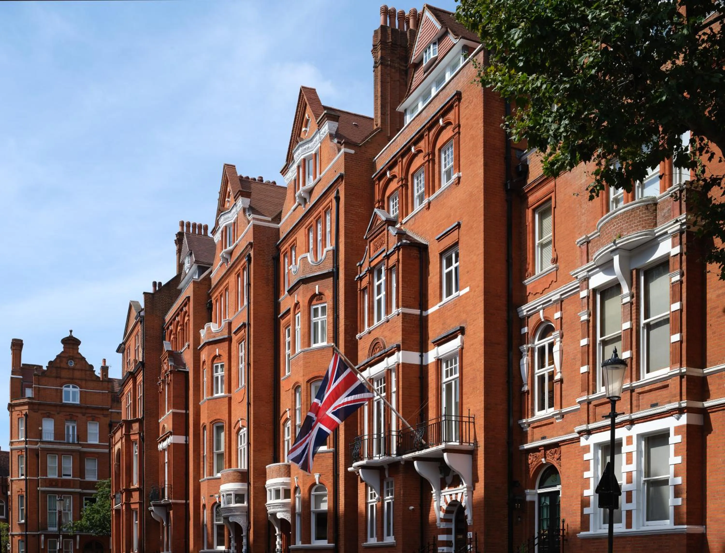 Property building in The Chelsea Townhouse by Iconic Luxury Hotels