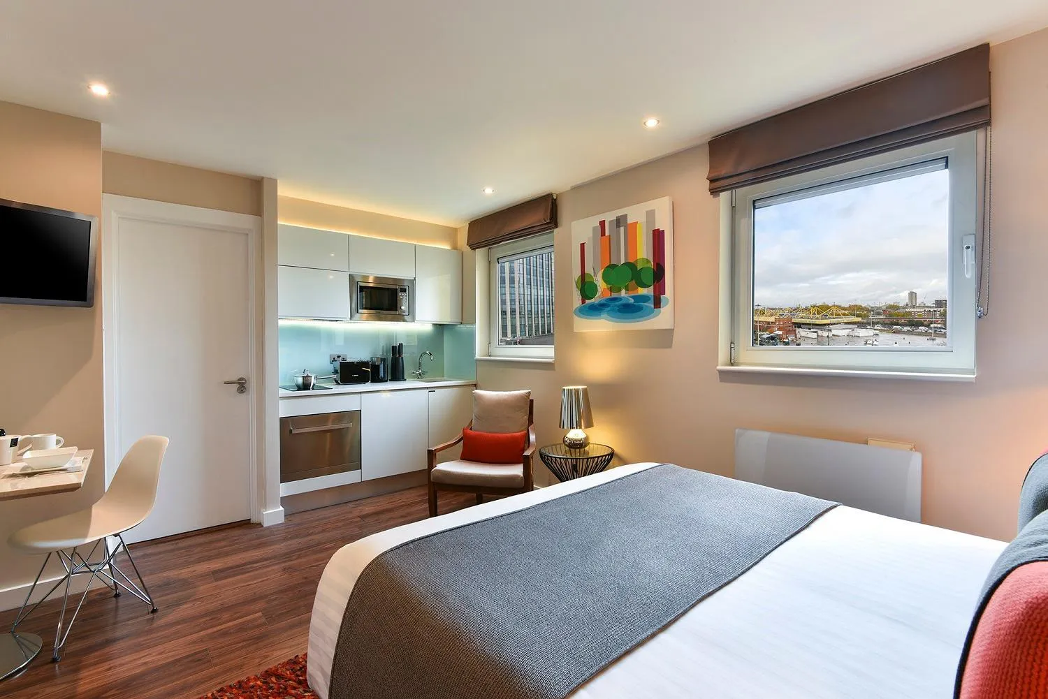 Bedroom, Bed in Fraser Place Canary Wharf