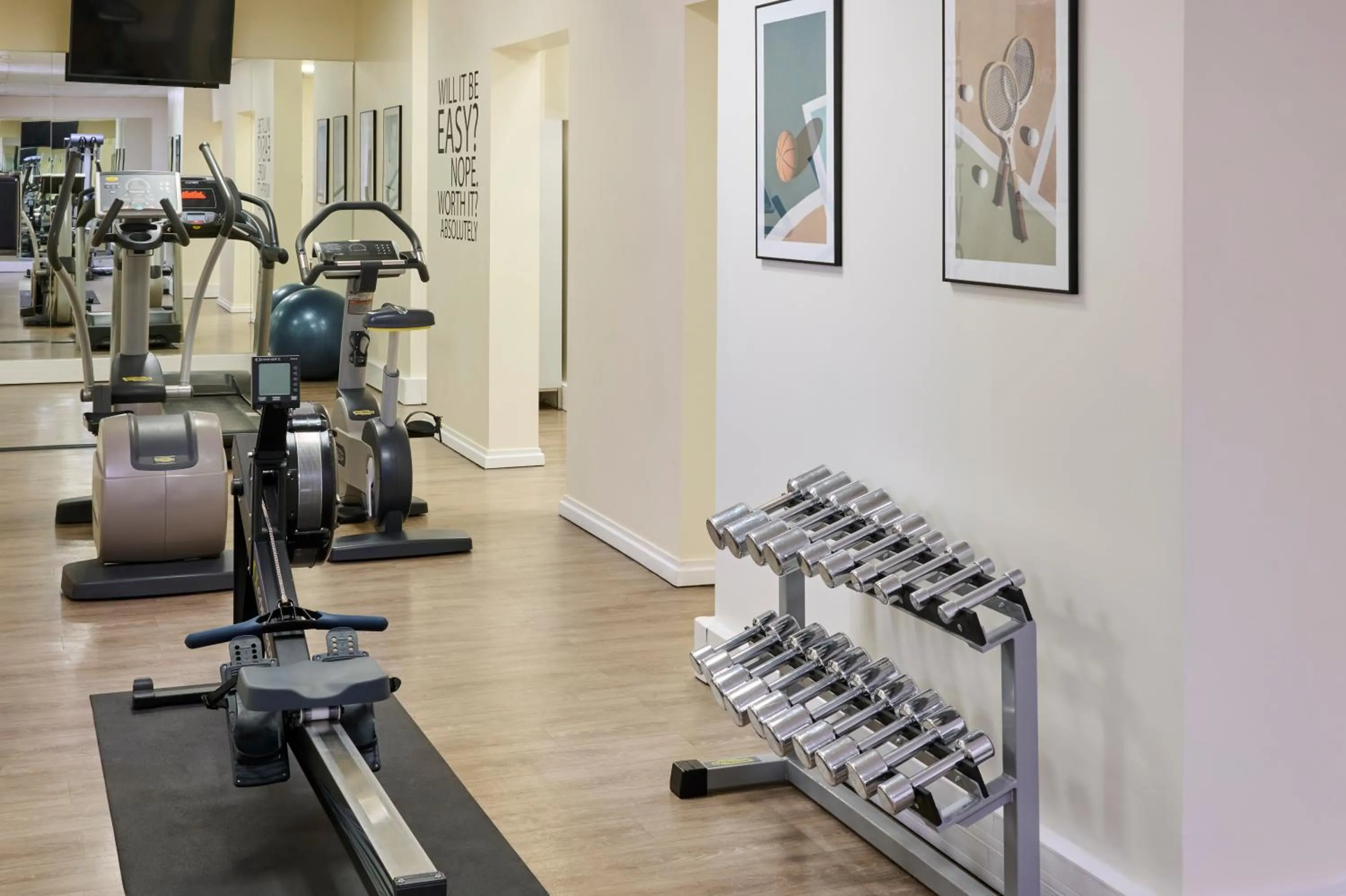 Fitness centre/facilities in Fraser Suites Paris La Défense