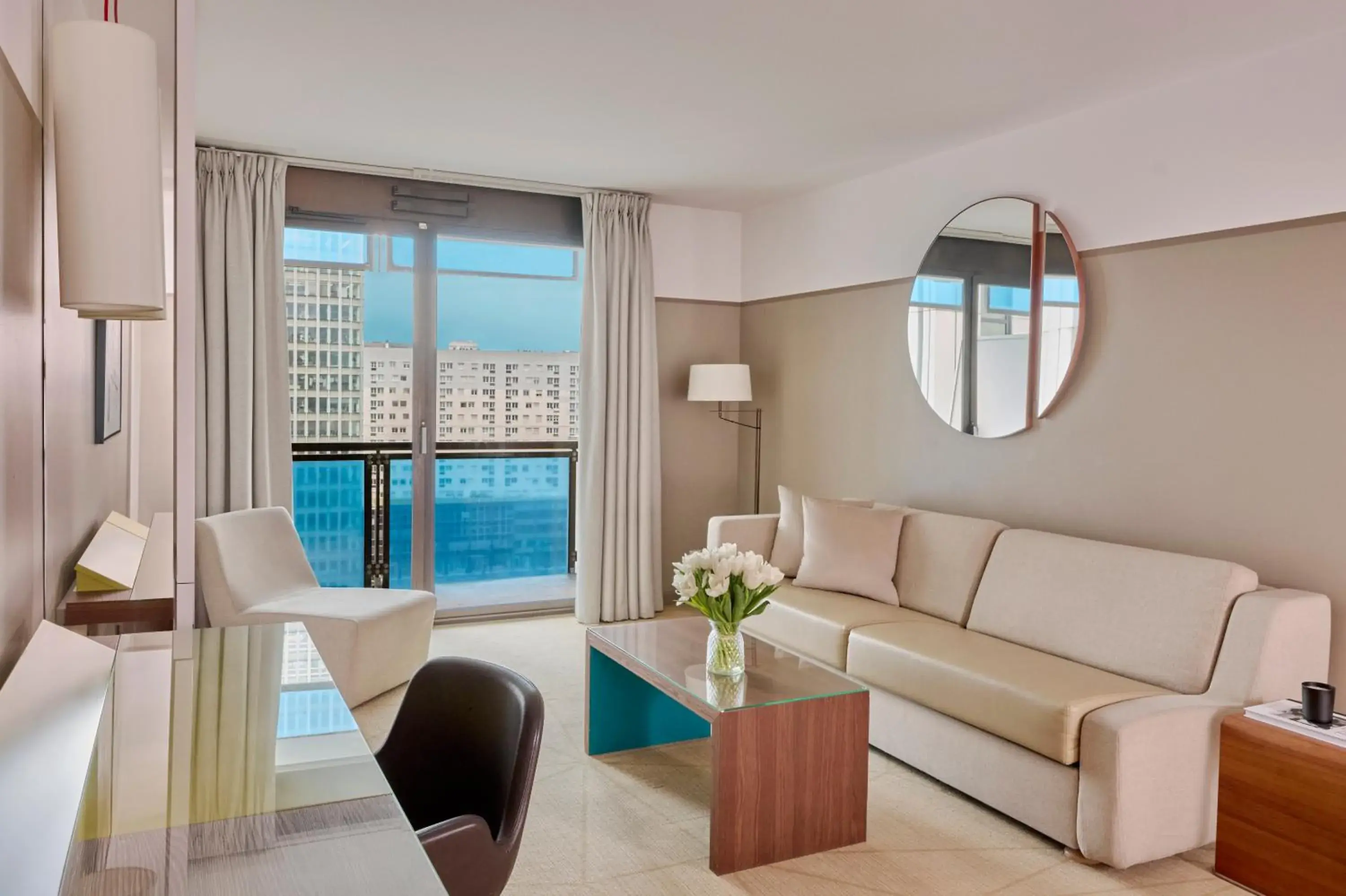 One-Bedroom Executive Apartment - 50m2 (4 adults) in Fraser Suites Paris La Défense One-Bedroom Executive Apartment - 50m2 (4 adults) in Fraser Suites Paris La Défense