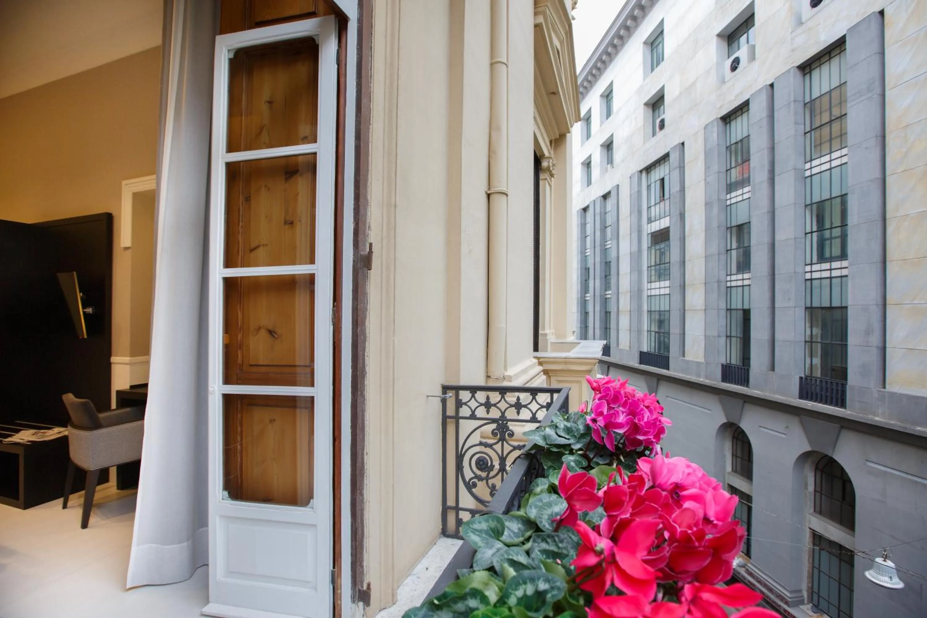 Balcony/Terrace in NAP Luxury Guest House Bovio
