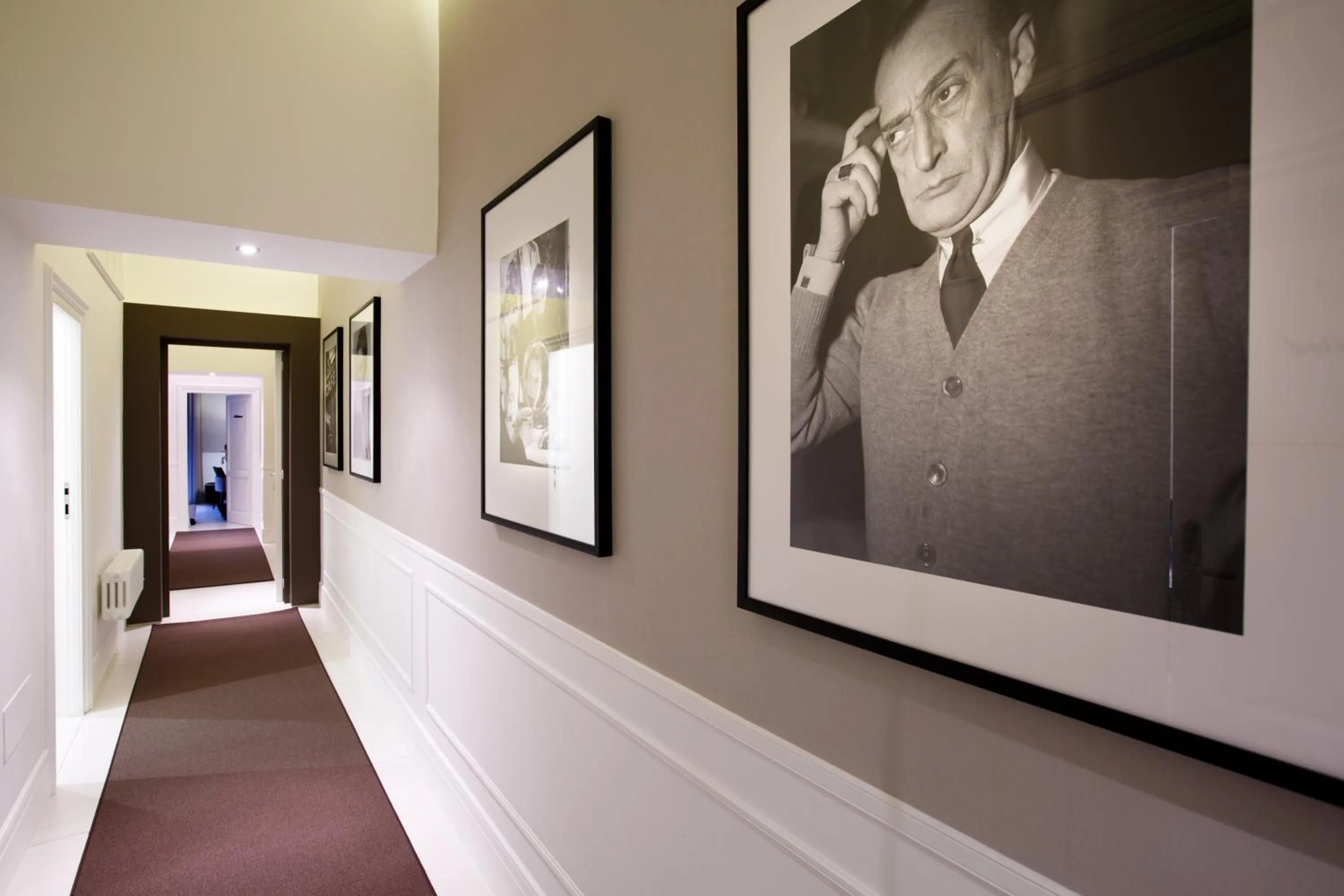 Decorative detail in NAP Luxury Guest House Bovio