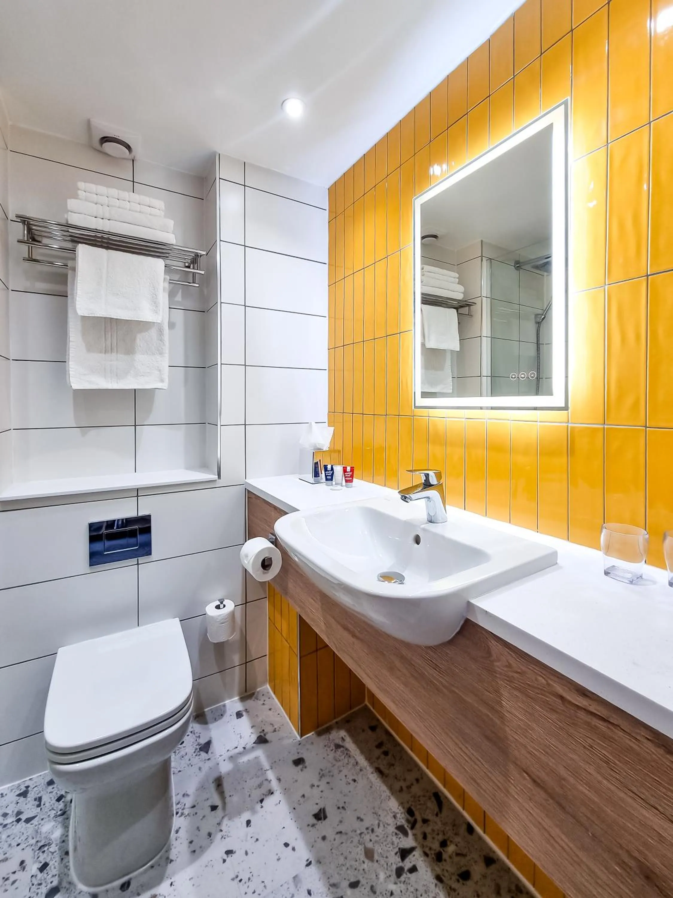 Bathroom in Cedar Court Hotel Huddersfield