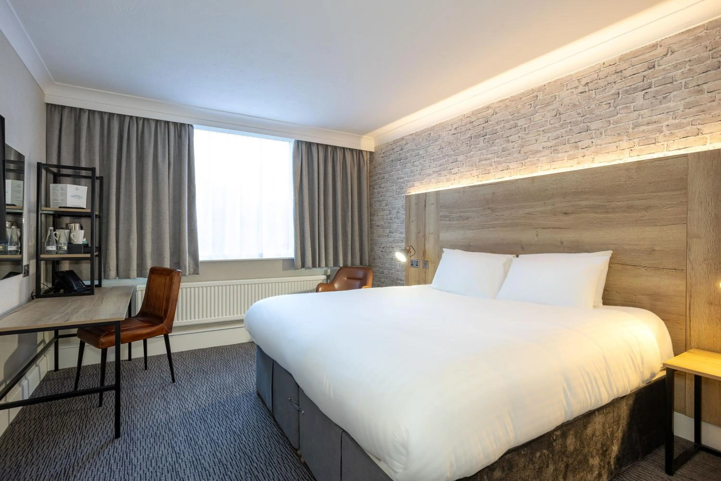 Bed in Cedar Court Hotel Huddersfield