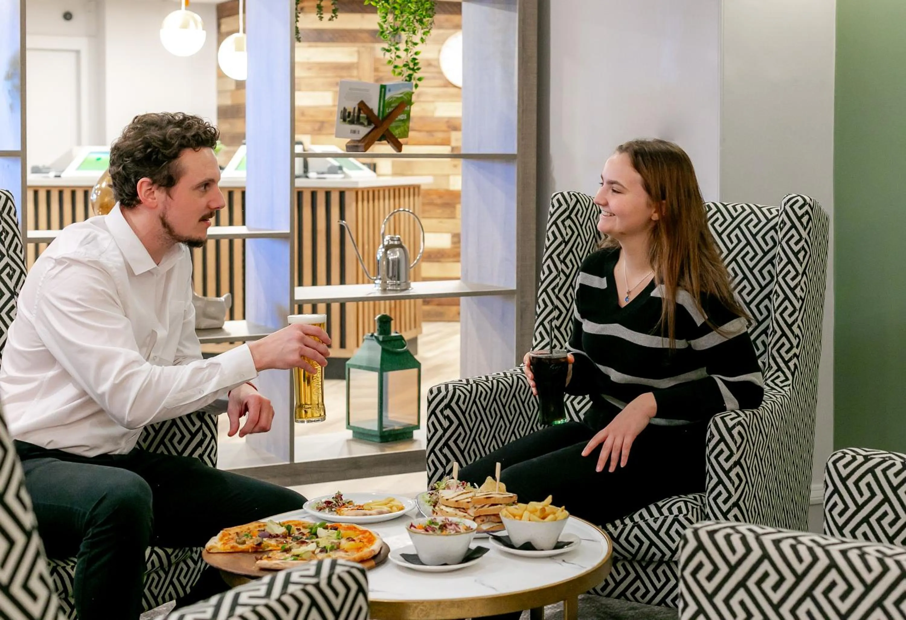 Food and drinks in Cedar Court Hotel Huddersfield