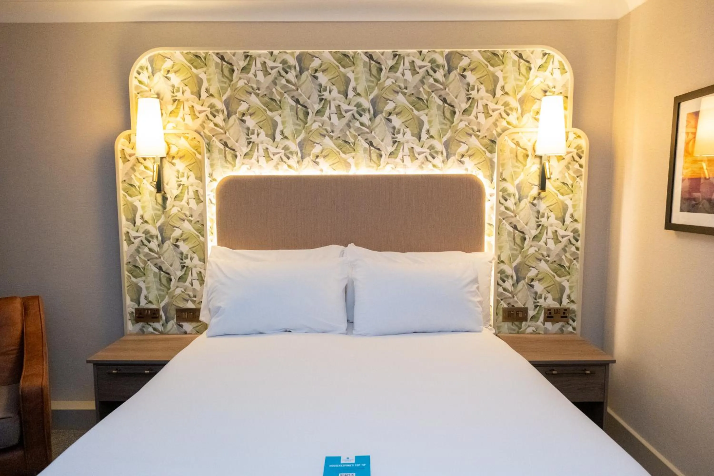 Bed in Cedar Court Hotel Huddersfield