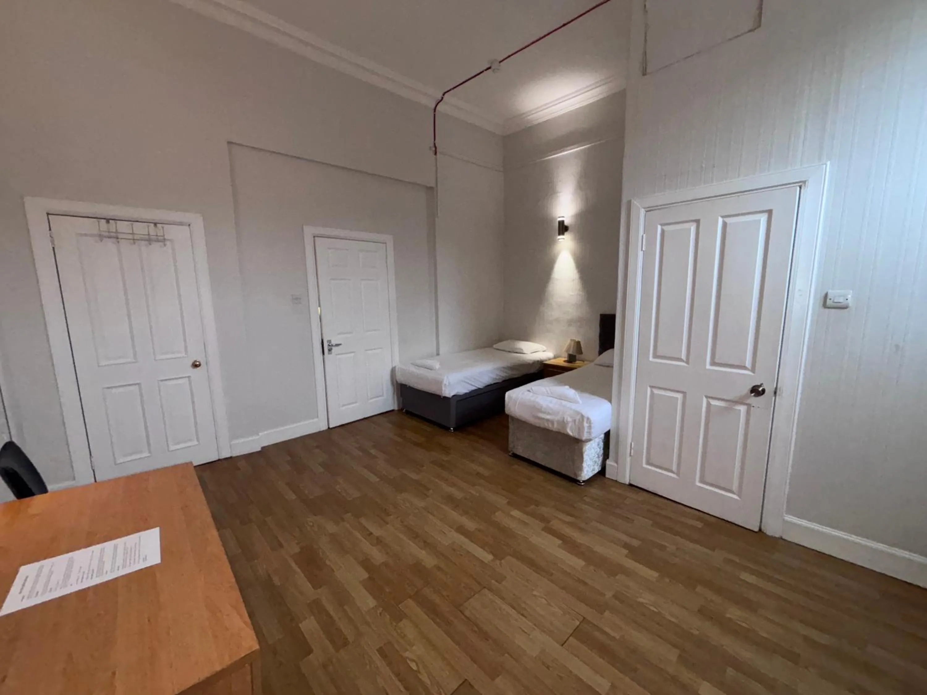 Bedroom, Bed in Park View House