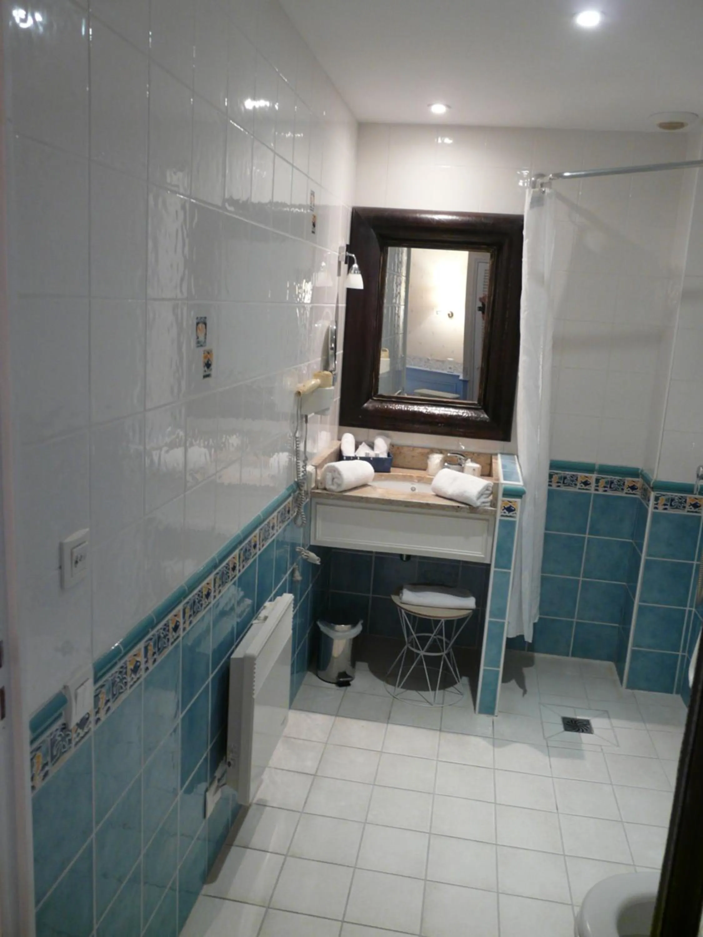 Bathroom in Le Querrien